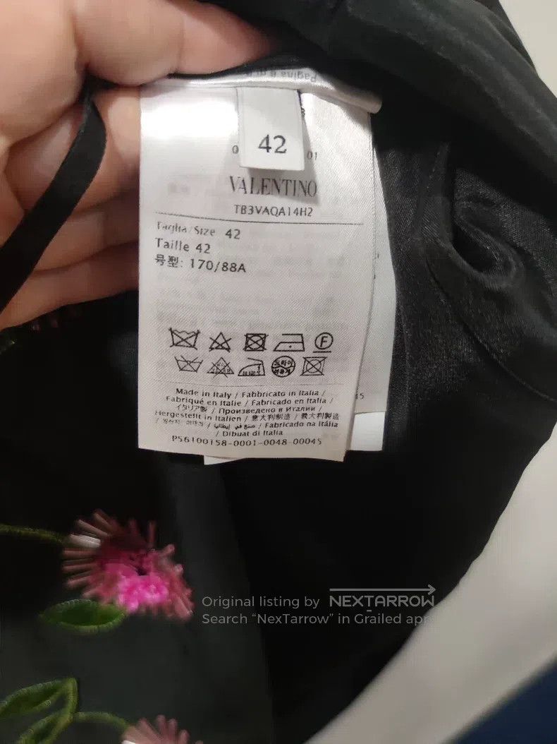 Valentino Valentino Dress three-dimensional flowers Size L / US 10 / IT 46 - 4 Thumbnail