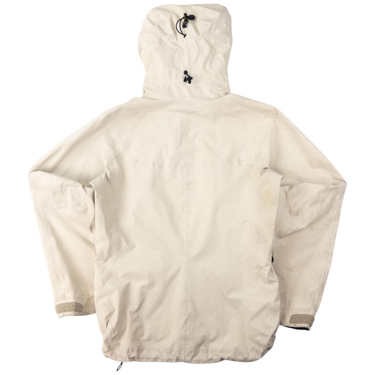 Arc'teryx Vintage Arcteryx Goretex Pro Shell Jacket Womens Size S Size S / US 4 / IT 40 - 3 Thumbnail