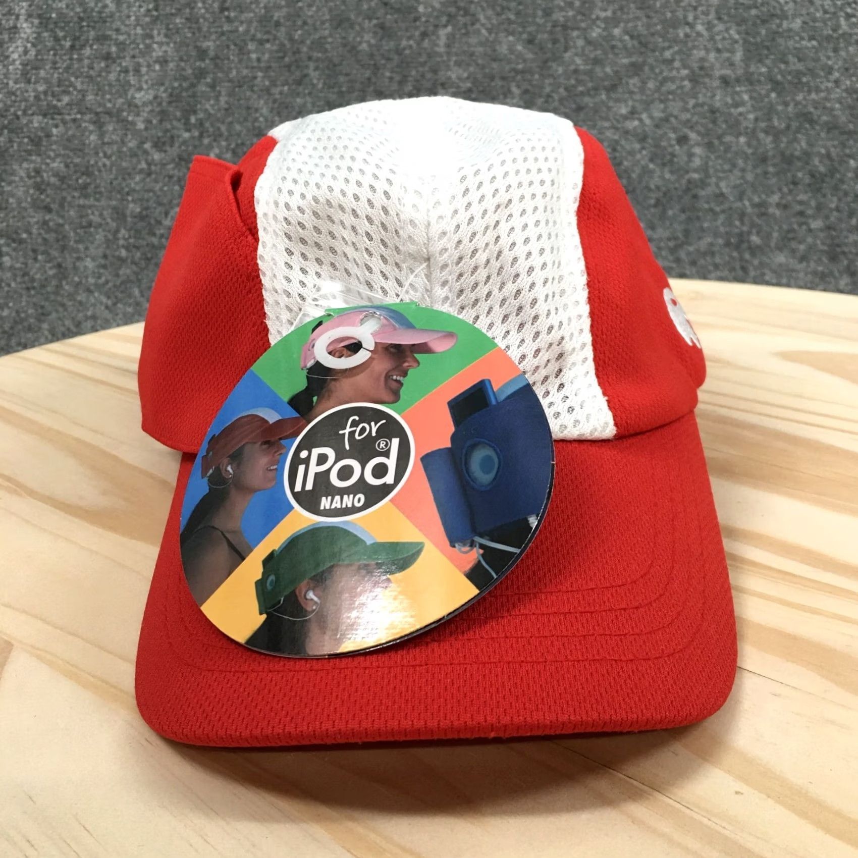 Vintage iXound Wear 5 Panel Cap Womens Red One Size Adjustable Curved Brim Perforated Baseball Cap Size ONE SIZE - 2 Thumbnail