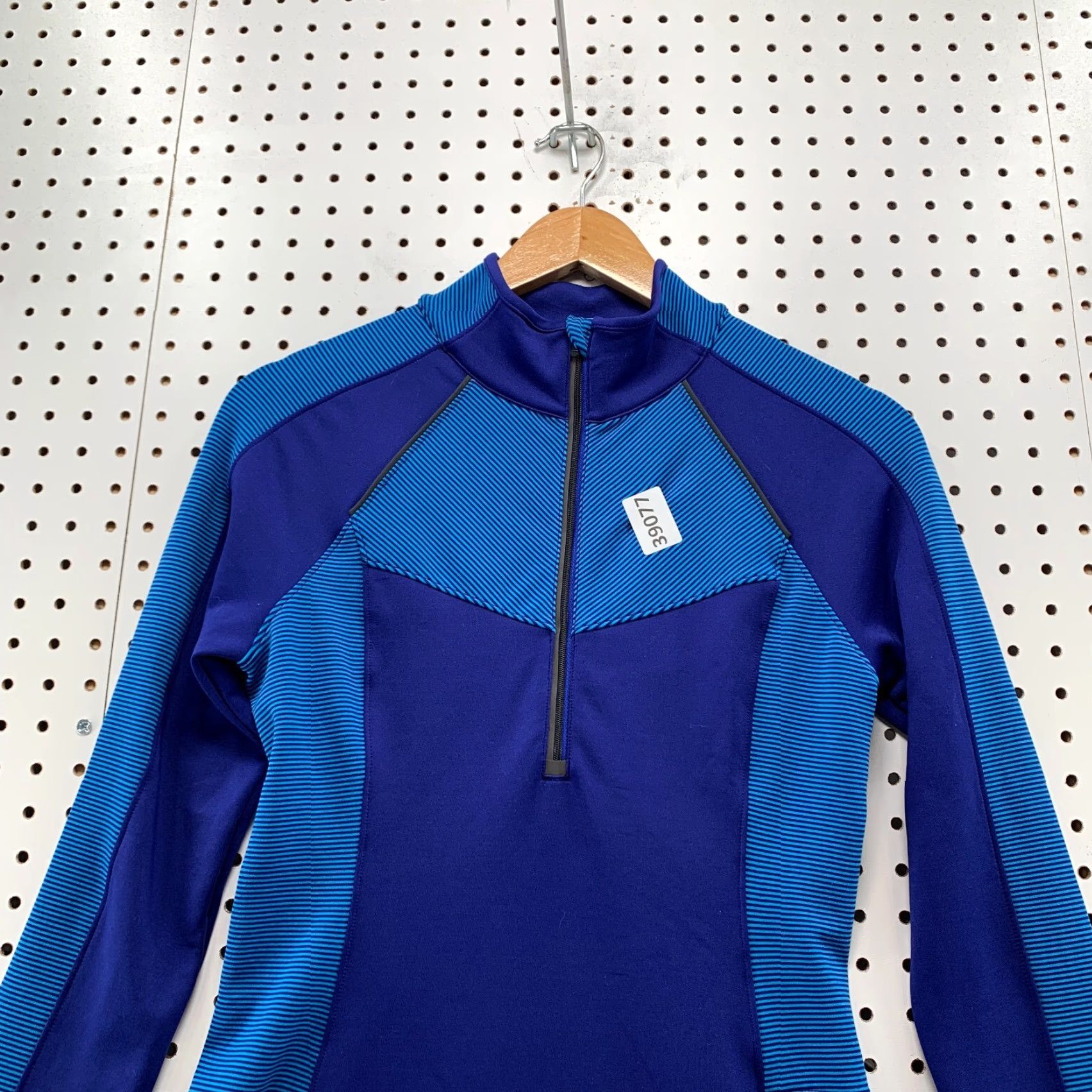 Athleta Athleta XS Blue 1/2 Zip Active Pullover Womens yoga workout Shirt Size XS / US 0-2 / IT 36-38 - 6 Thumbnail