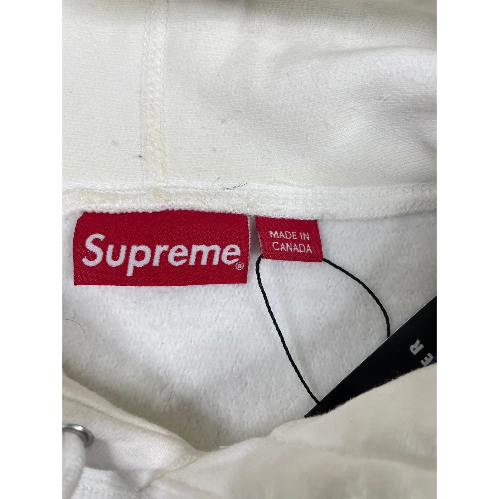 Supreme Supreme Small Box Logo Hoodie White Medium Used Size US M / EU 48-50 / 2 - 3 Thumbnail