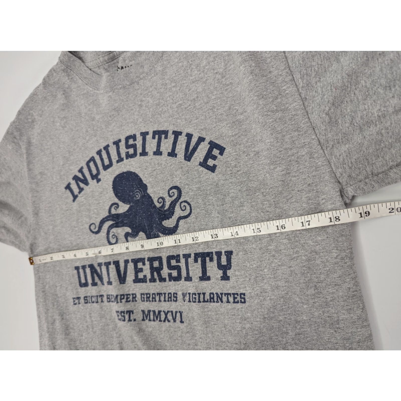 Logo 7 VSauce Exclusive Inquisitive University Mens M Octopus Logo Short Sleeve T-Shirt Size US M / EU 48-50 / 2 - 4 Thumbnail