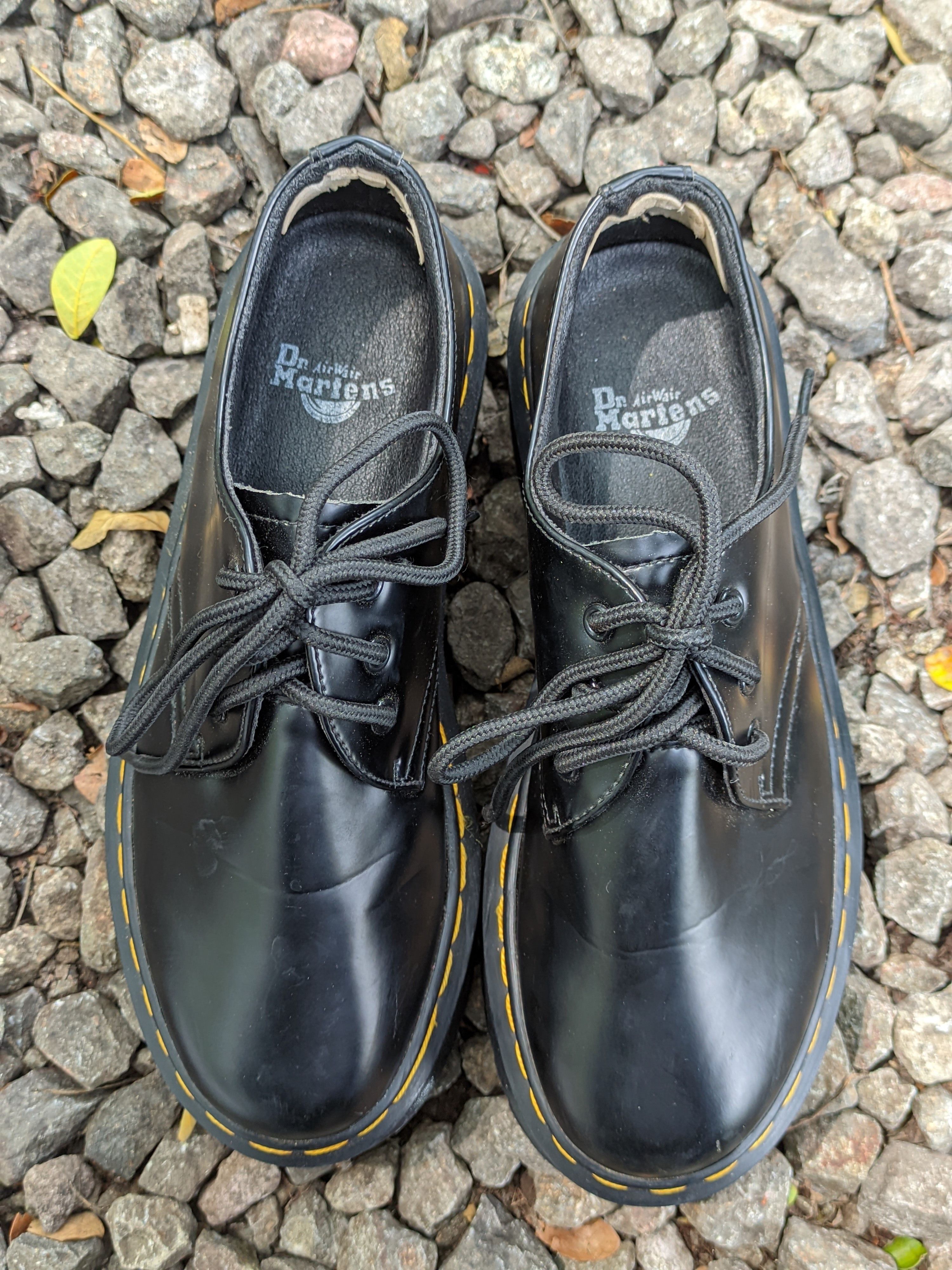 Dr. Martens Dr. Martens 1461 Docmart Quad Black Smooth MIE Size US 8 / EU 41 - 3 Thumbnail