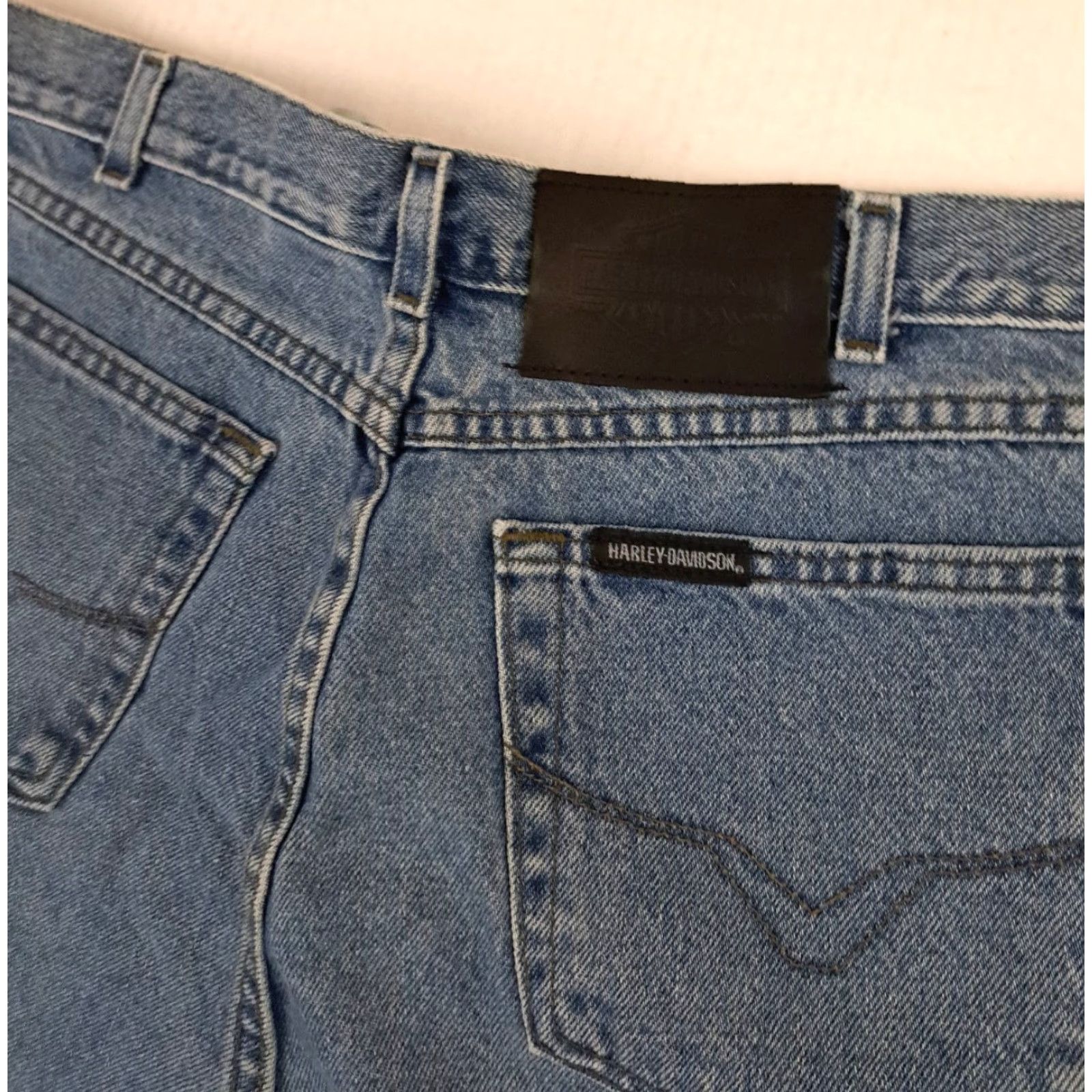 Harley Davidson VINTAGE Harley-Davidson Jeans Shorts Woman 18 Blue Denim 100% Cotton Biker Comfort 35in Waist 5.5in Inseam Size 40" / US 18 - 6 Thumbnail
