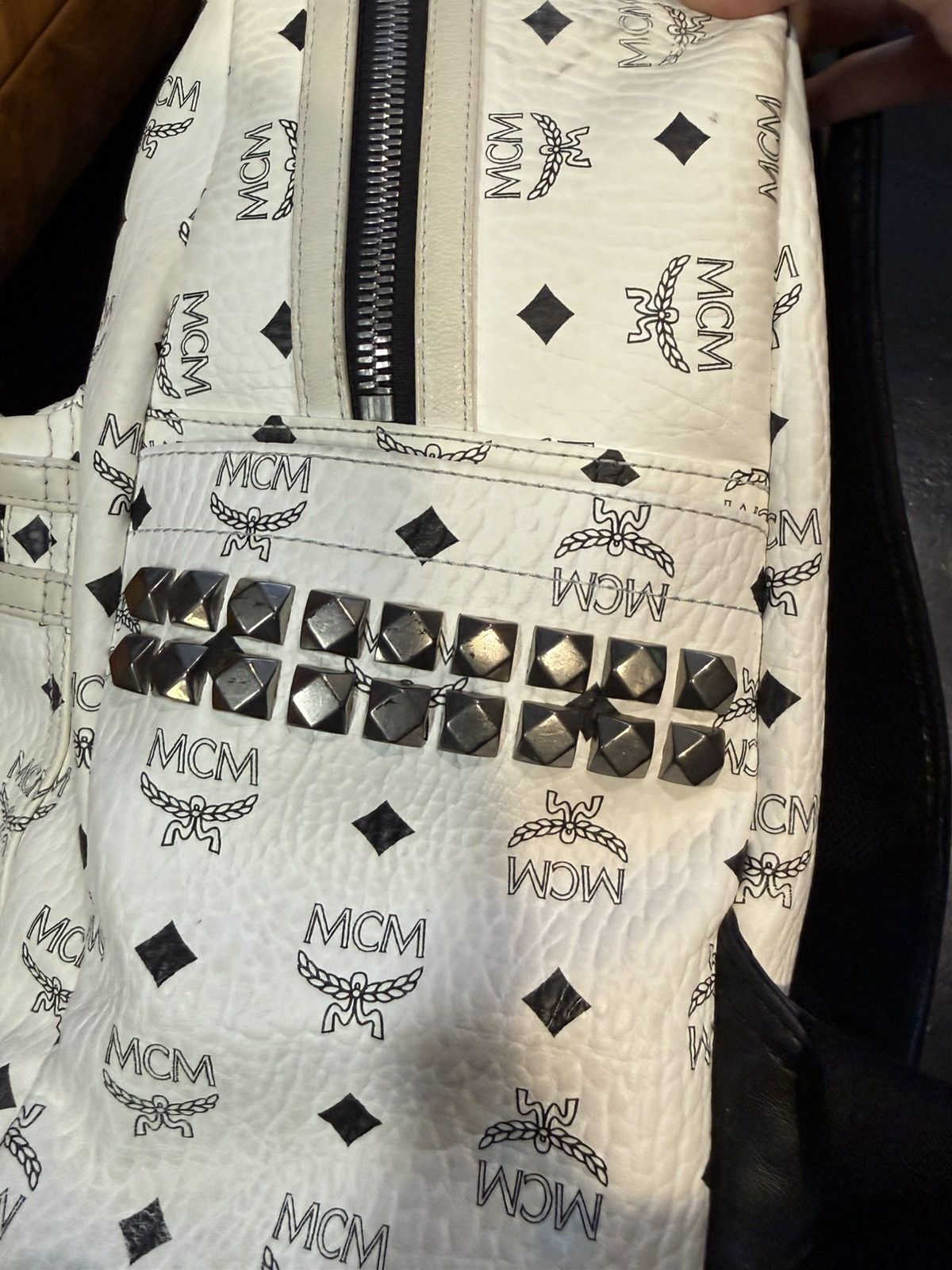 MCM Mcm white studded backpack Size ONE SIZE - 7 Thumbnail