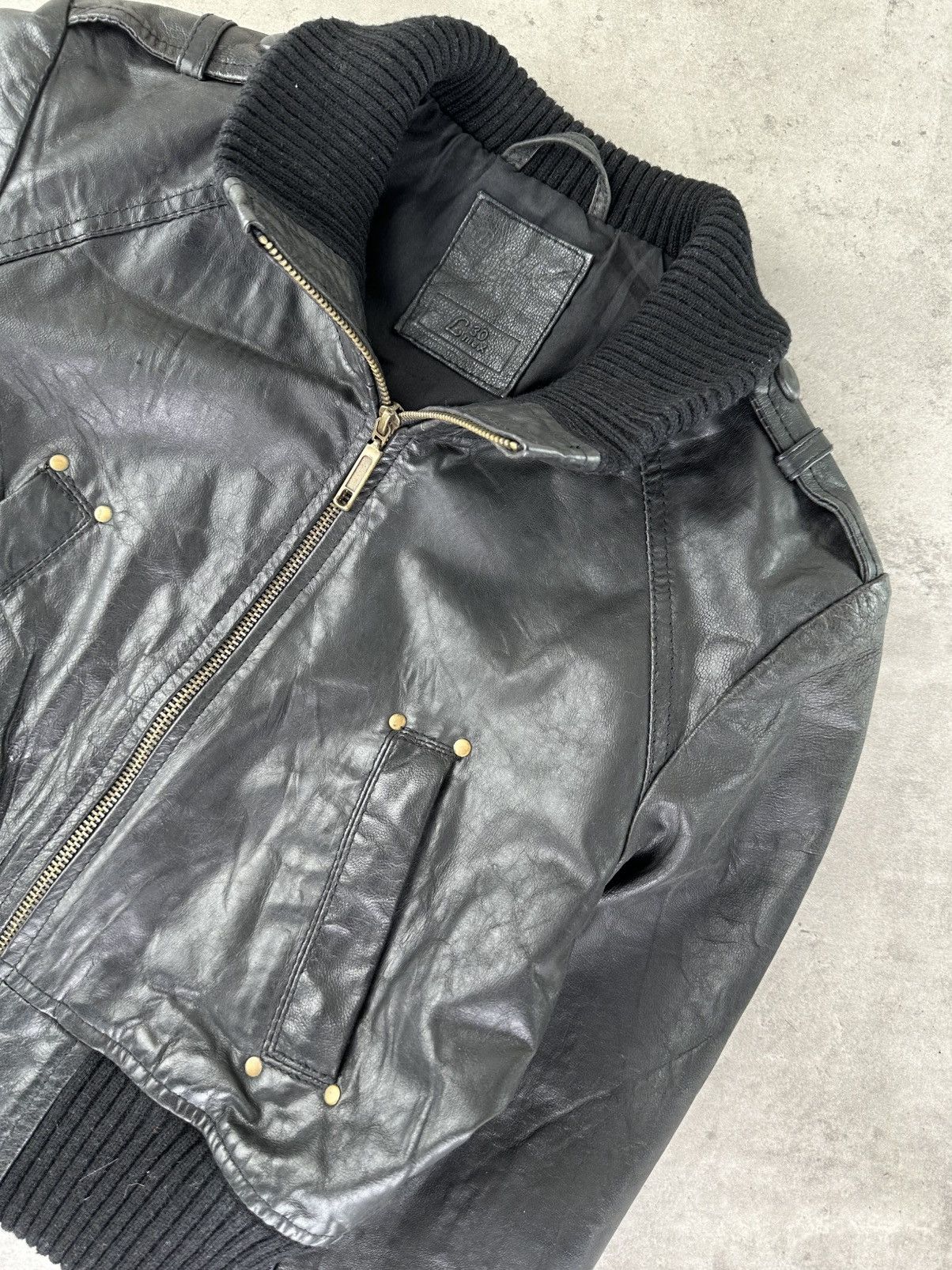 Japanese Brand Vintage Cropped Leather Jacket Size S / US 4 / IT 40 - 4 Thumbnail