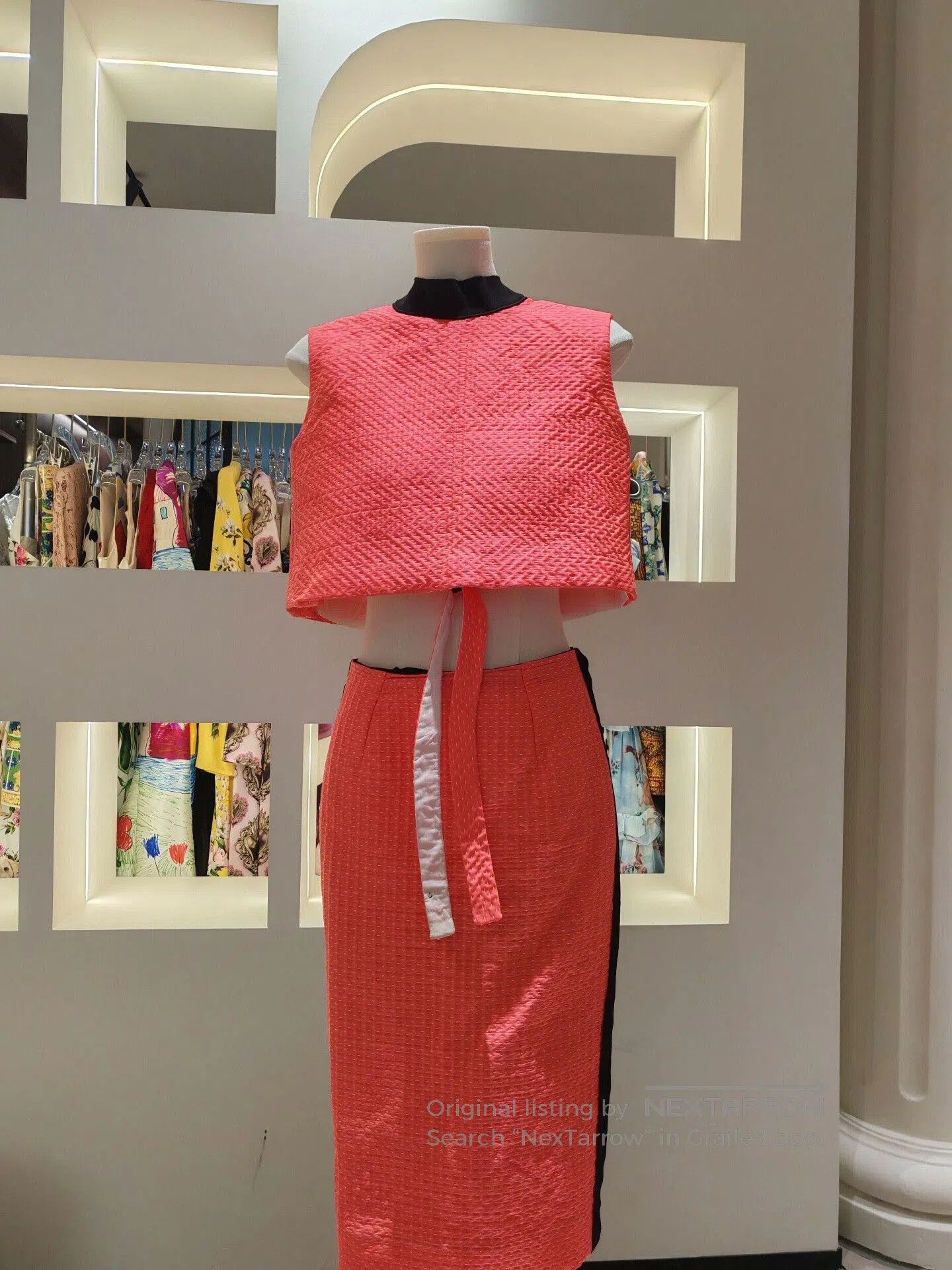 Victoria Beckham Victoria Beckham Pencil Skirt Set. Size 37" - 1 Thumbnail