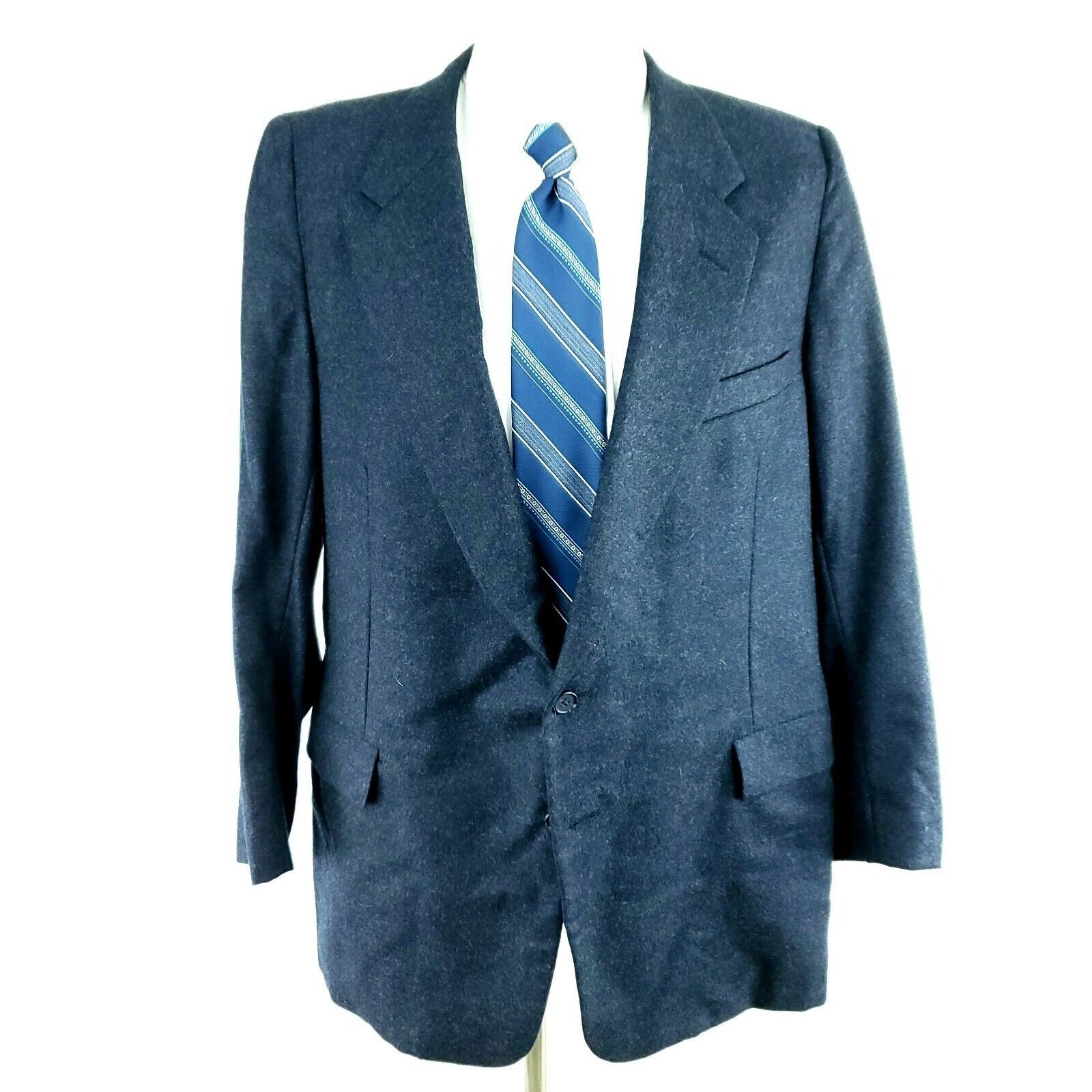 Hickey Freeman Hickey Freeman Boardroom 40R 2 Button Blue Heavy Wool Sport Size 40R - 3 Thumbnail