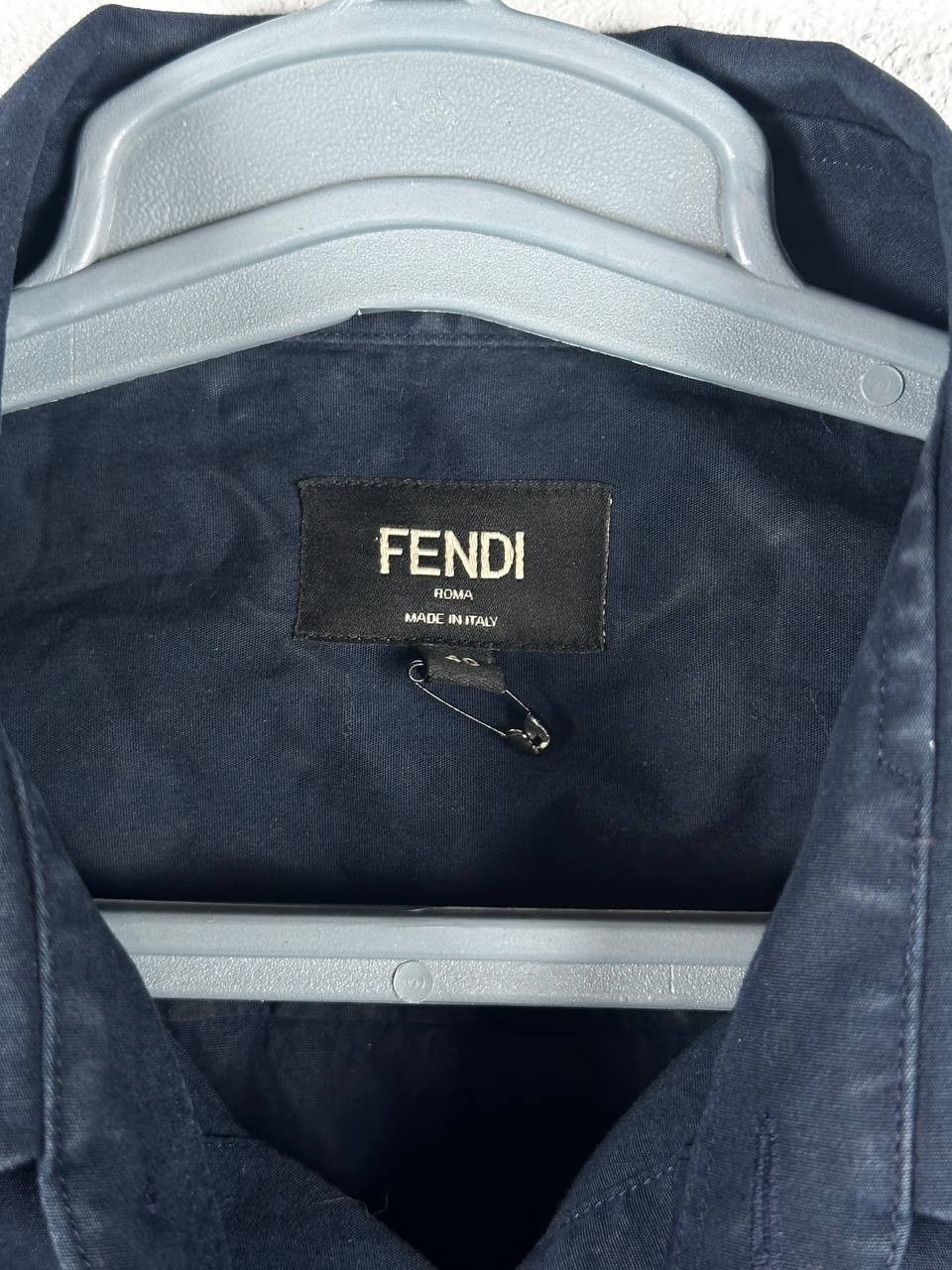 Fendi Rare Vintage Fendi Eyes Pocket Logo Casual Shirt Size S Size US S / EU 44-46 / 1 - 5 Thumbnail