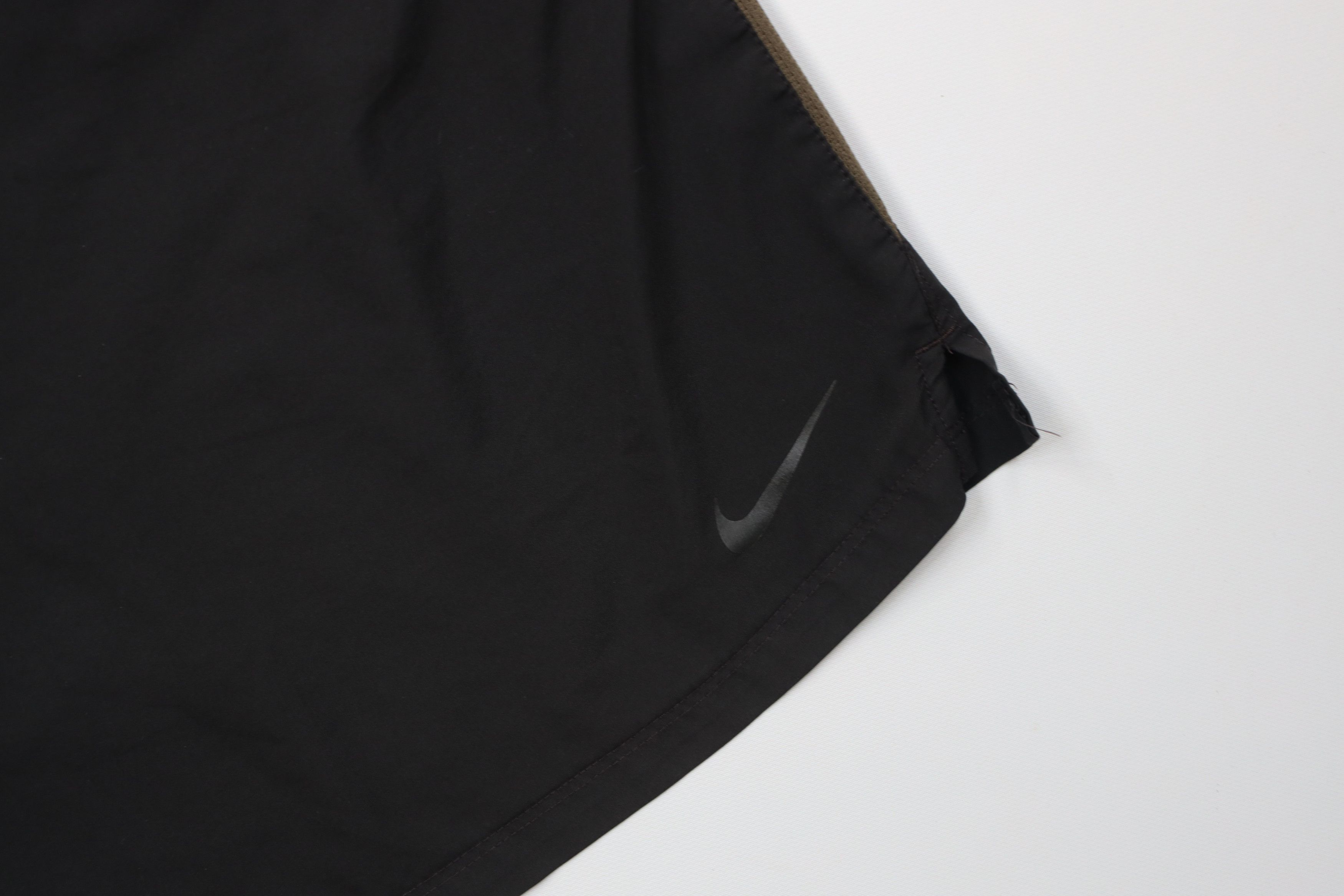 Nike Vintage Y2K Nike Travis Scott Mini Swoosh Lined Shorts Black Size US 38 / EU 54 - 5 Thumbnail