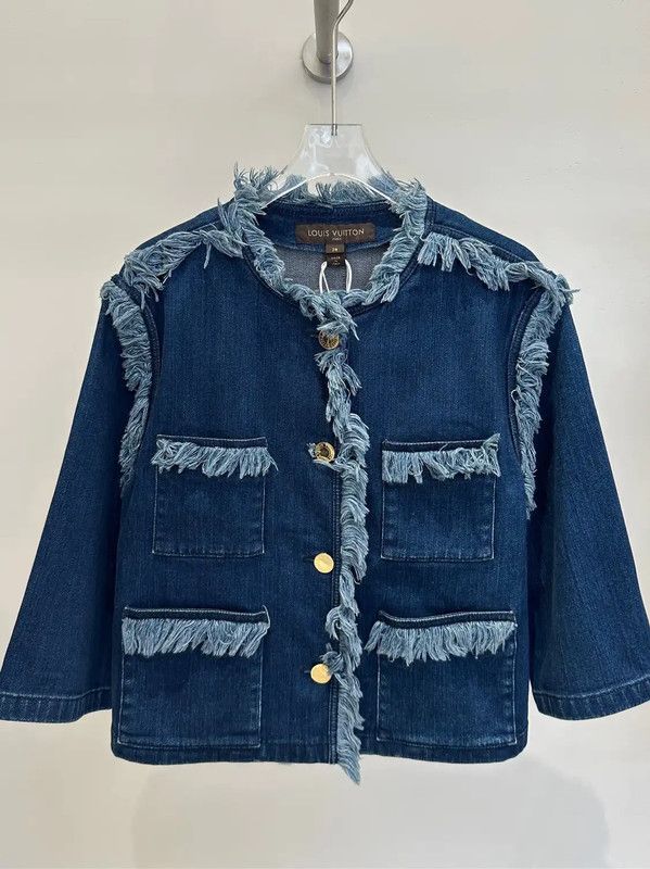 Louis Vuitton Louis Vuitton Fringe Denim Jacket for Women 0089 Size S / US 4 / IT 40 - 1 Thumbnail