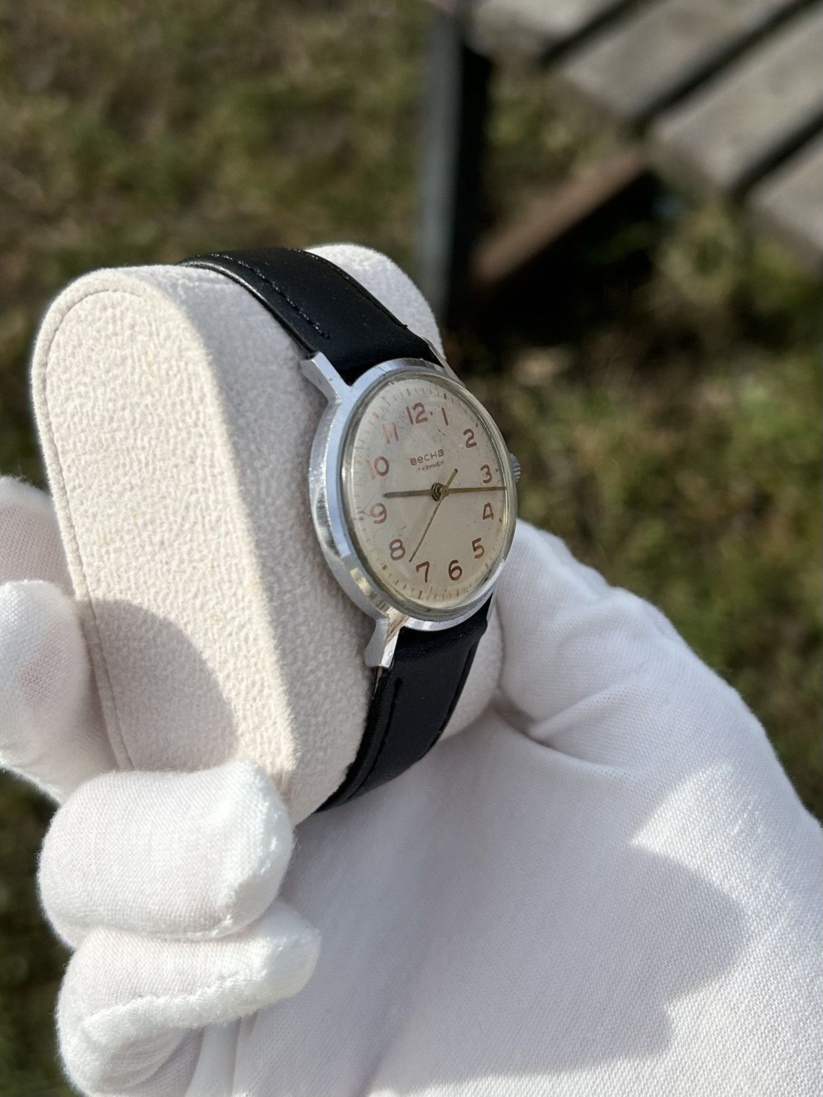 Vintage Vintage Vesna Watch USSR Soviet Mechanical Authentic 1970s Size ONE SIZE - 5 Thumbnail