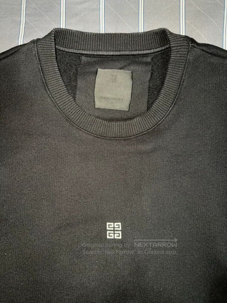 Givenchy Givenchy Starry Printed Sweatshirt - Size XS Size US S / EU 44-46 / 1 - 6 Thumbnail