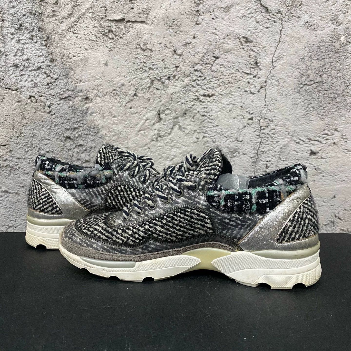 Chanel Chanel Women's Size 36 Sneakers Size US 5.5 / IT 35.5 - 5 Thumbnail