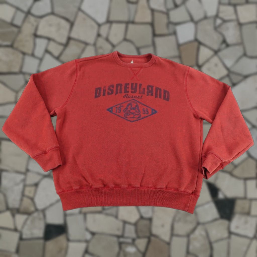 Disney Disney Sweatshirt Mens Medium Red Disneyland Resort Pullover Grumpy Size US M / EU 48-50 / 2 - 1 Thumbnail