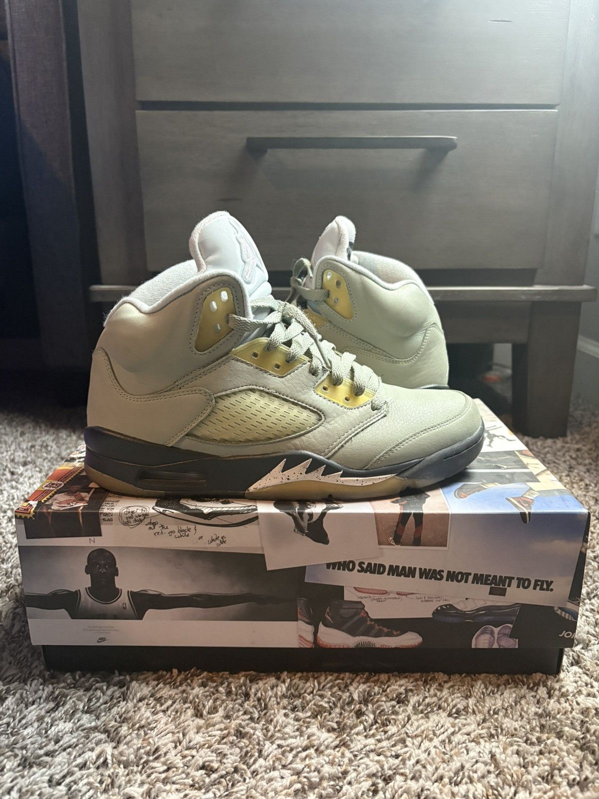 Jordan Retro Jade Horizon