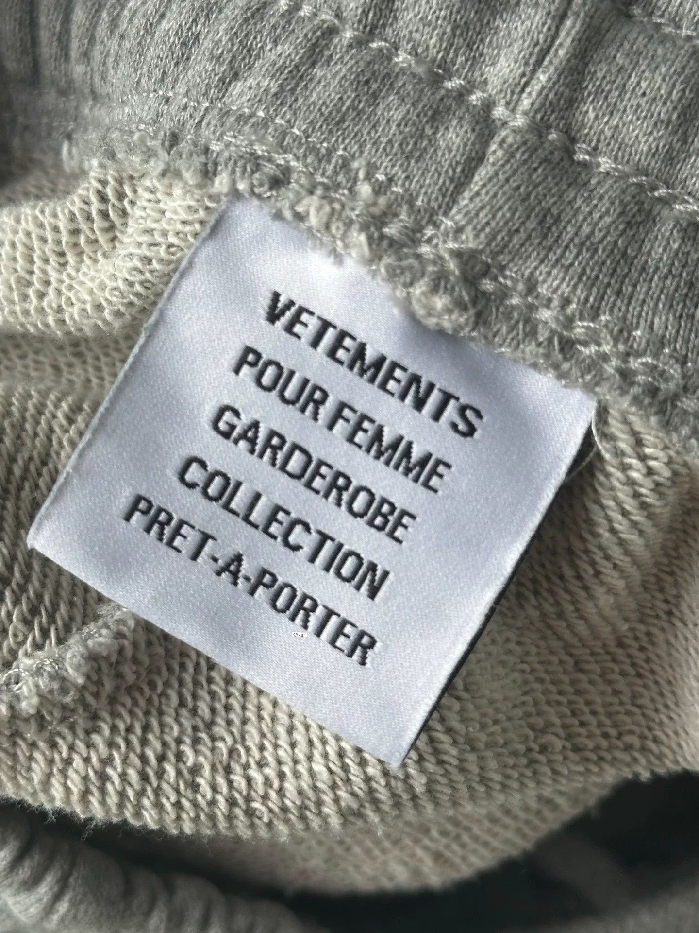 Vetements Vetements Show Logo Sweatpants Size US 26 / EU 42 - 2 Thumbnail