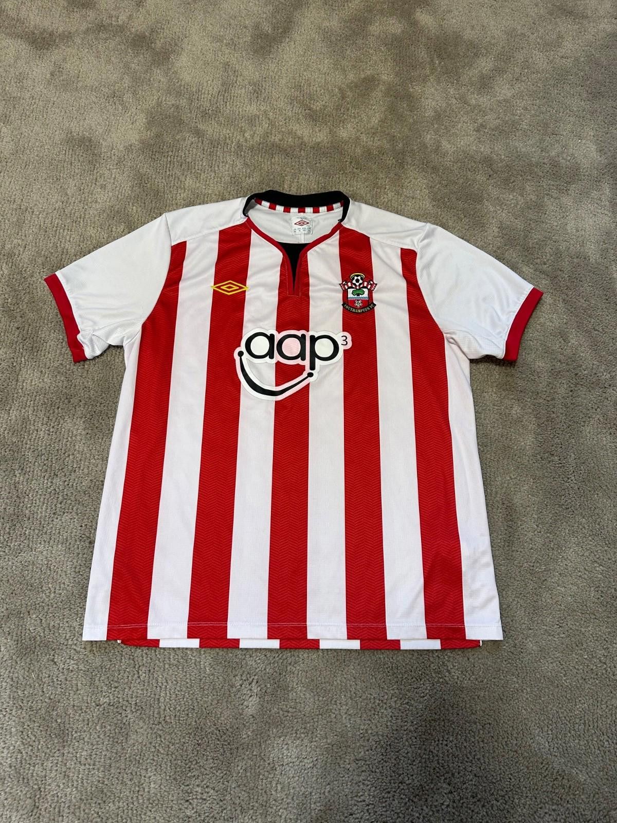 Umbro Southampton 2011/12 football shirt jersey camiseta Umbro Size US XL / EU 56 / 4 - 1 Thumbnail