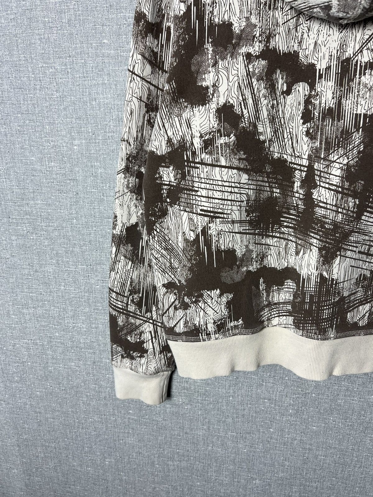 Billabong Vintage 90s Billabong All Over Printed Zip Up Hoodie Size US M / EU 48-50 / 2 - 16 Thumbnail