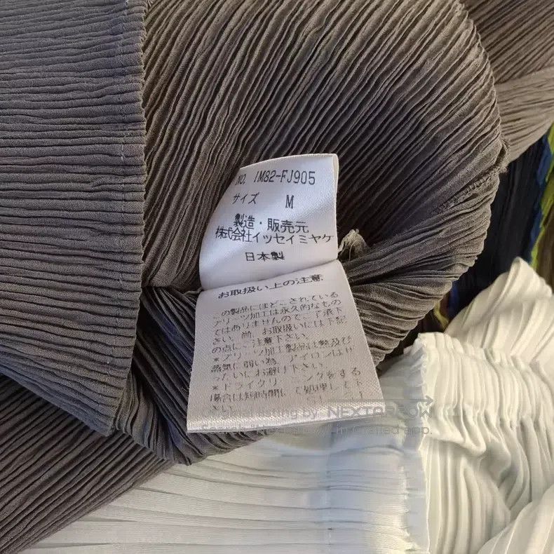 Issey Miyake Issey Miyake Gray Toothpick Pleated Top Size M / US 6-8 / IT 42-44 - 4 Thumbnail