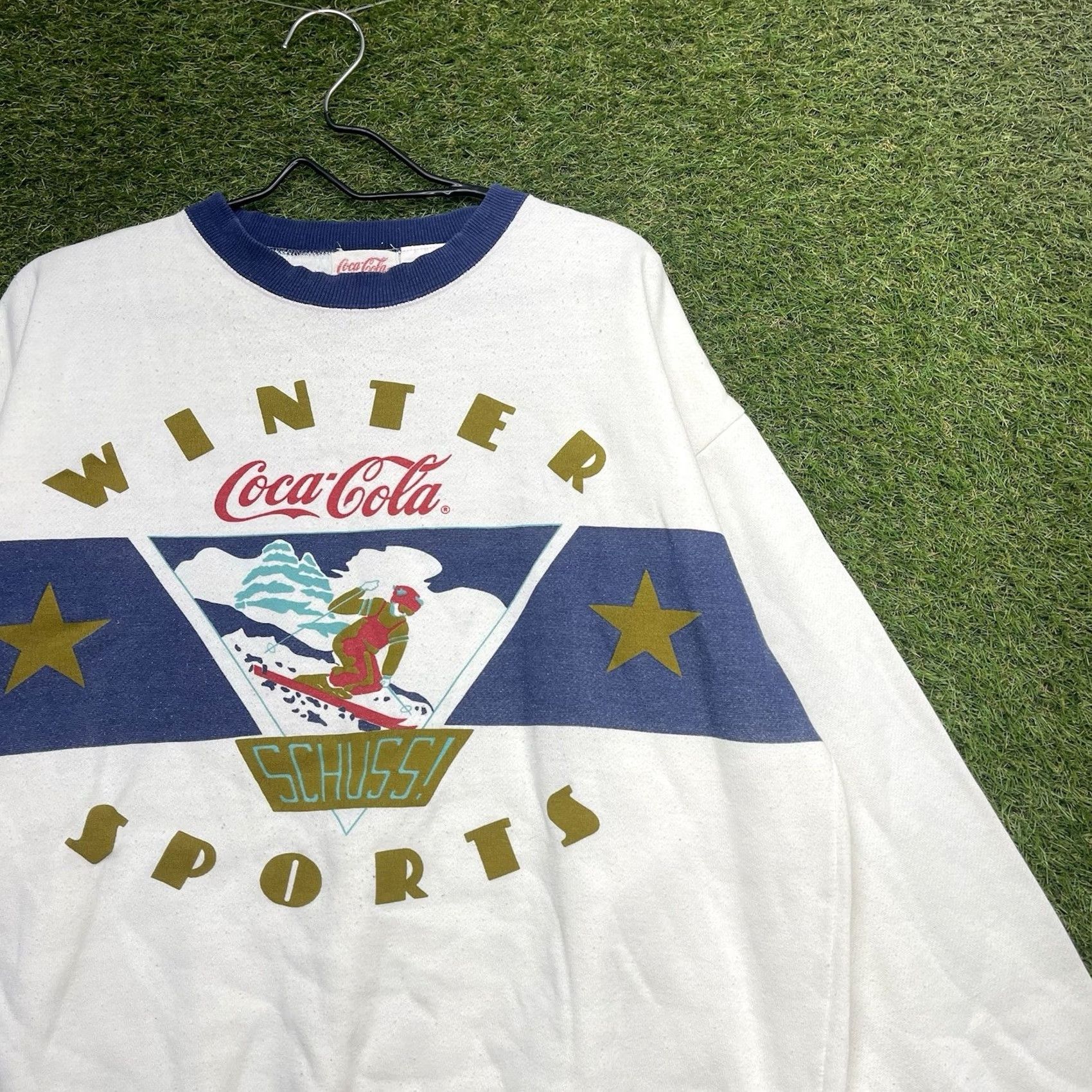 Vintage VINTAGE Coca-Cola Winter Sports Sweatshirt Mens XL Ice Skiing Crew 90s Schuss White Cotton Blend Fleece Pullover Sweatshirt Mens XS? Size US XL / EU 56 / 4 - 2 Thumbnail