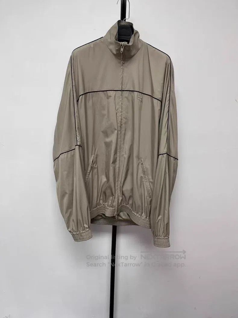 Balenciaga Balenciaga Solid Color Stand Collar Zip-Up Long Sleeve Jac Size US S / EU 44-46 / 1 - 1 Thumbnail