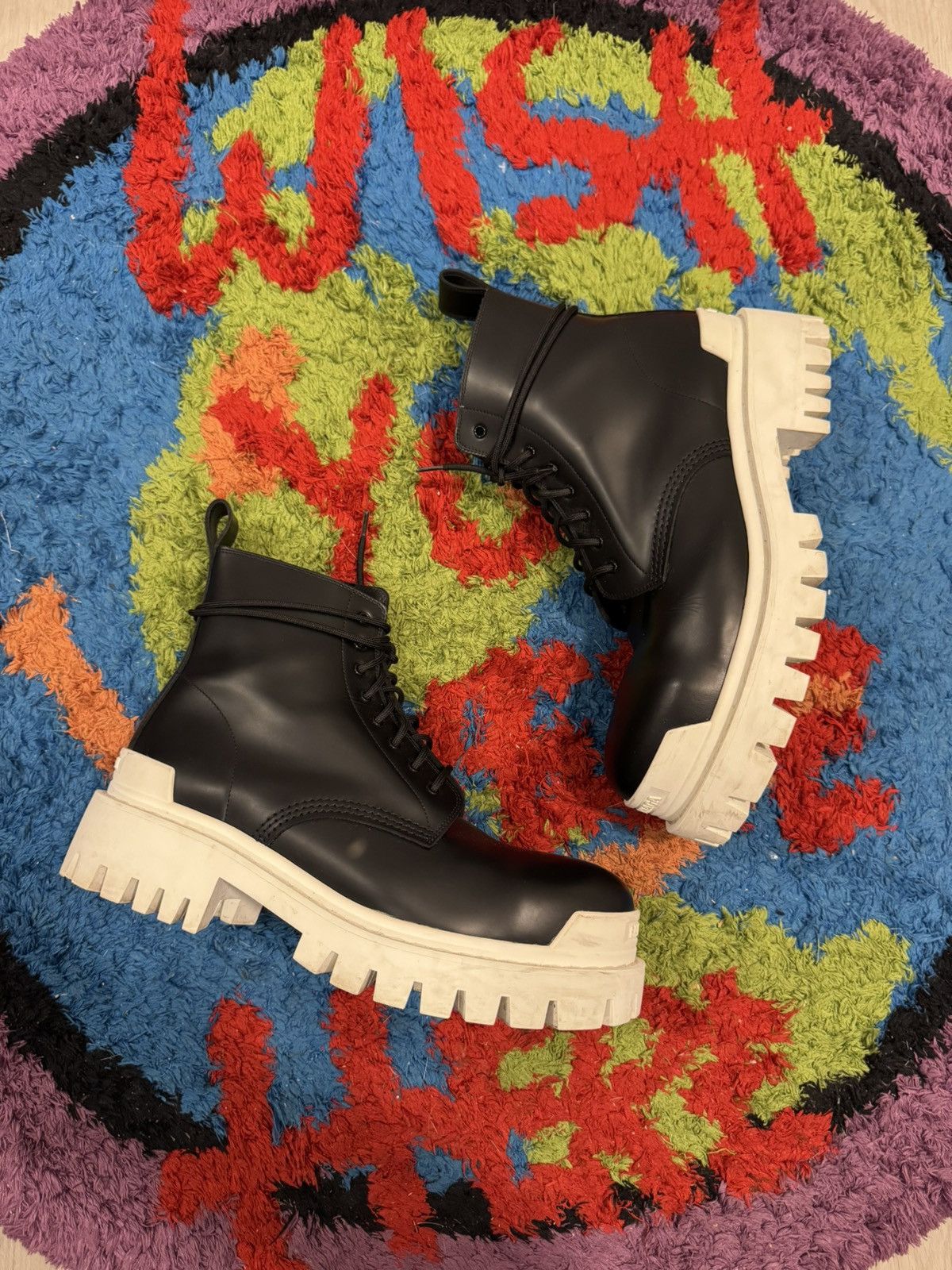 Balenciaga Balenciaga Combat Boot blk/wht Size US 10 / EU 43 - 1 Thumbnail
