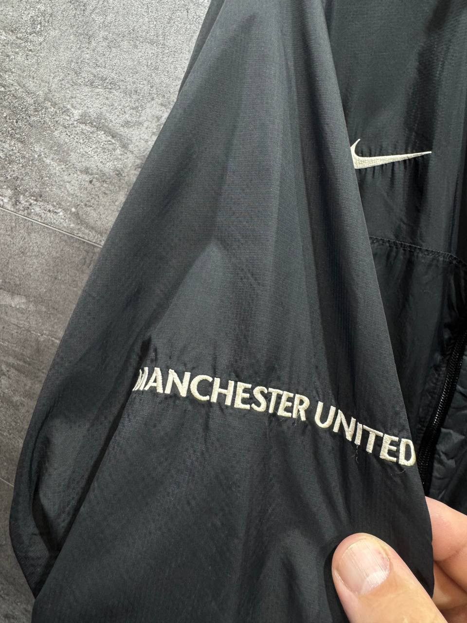 Vintage NIKE MANCHESTER UNITED 2006/2008 TRAINING JACKET Size US L / EU 52-54 / 3 - 9 Thumbnail