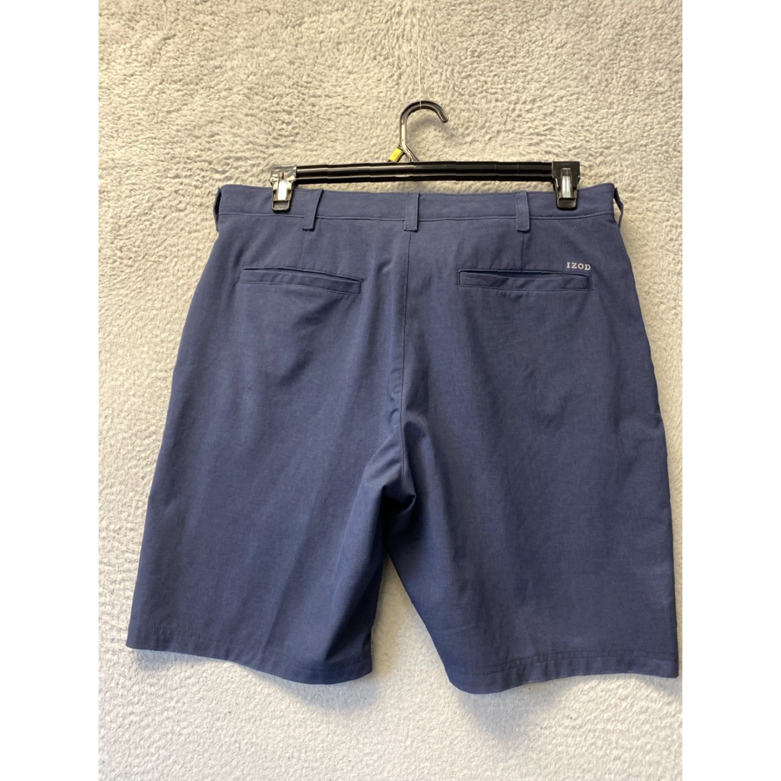 Izod Izod Golf Shorts Mens Sz 34 Navy Blue Zip Pockets Flat Front Performance/143-30 Size US 34 / EU 50 - 6 Thumbnail