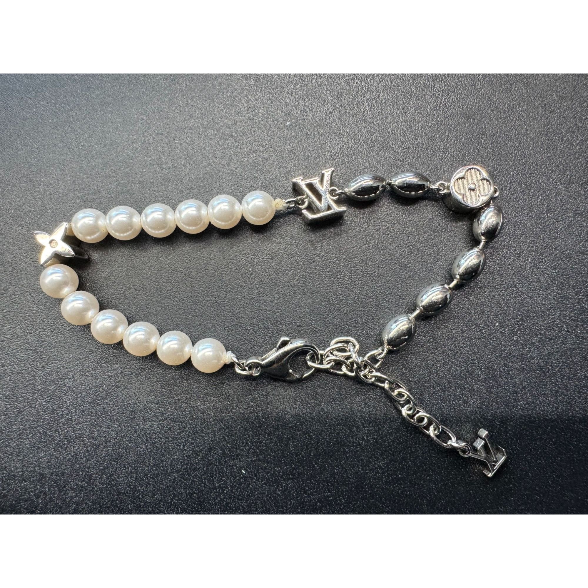 Louis Vuitton LOUIS VUITTON BRACELET CHAIN MONOGRAM SILVER LV LOGO M1556A Size ONE SIZE - 2 Thumbnail