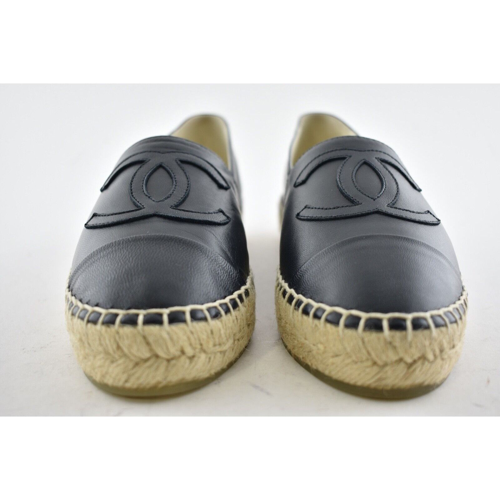 Chanel 18A Lambskin Leather CC Logo Espadrille Ballet Flat 35 Size US 5 / IT 35 - 7 Thumbnail