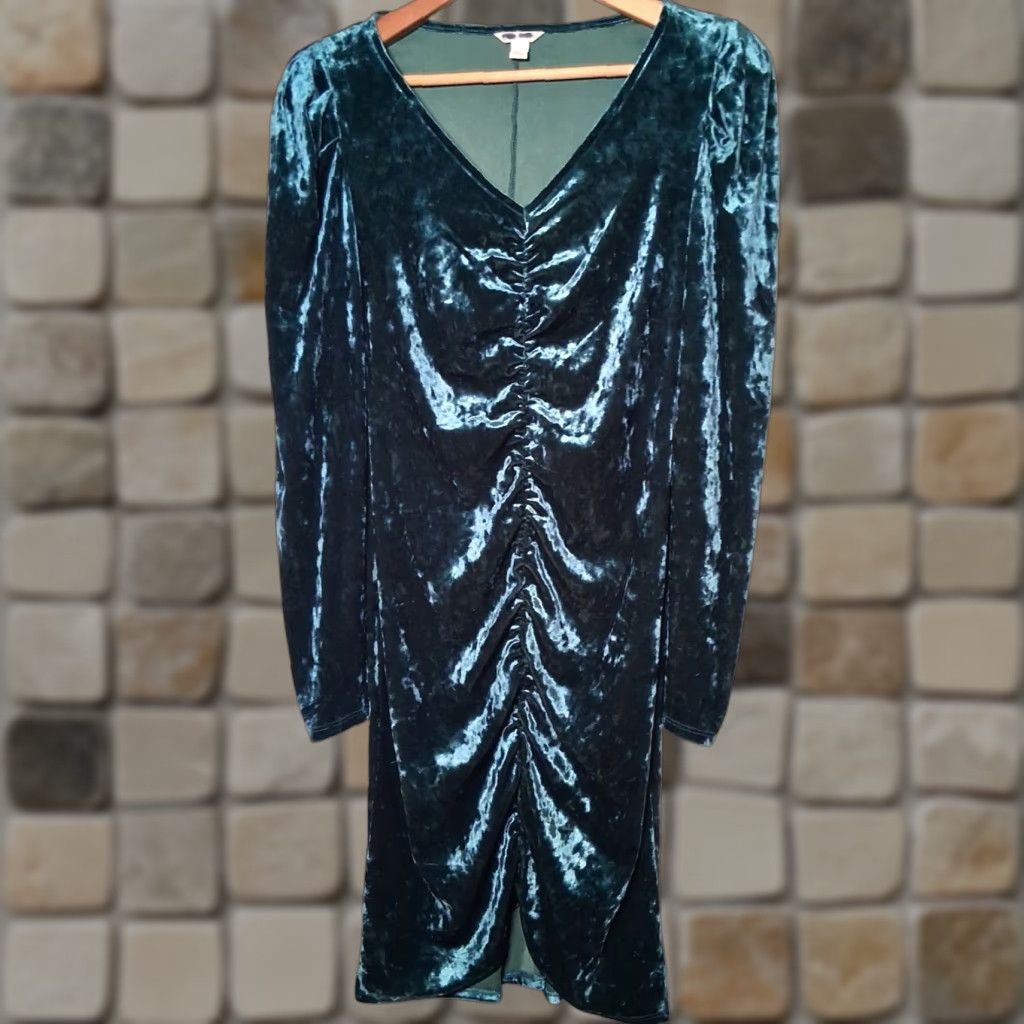 Vintage Cato Dress Small Green Velour Puff Sleeve V-Neck Long Sleeve Retro Party Wedding Bodycon Fairycore Whimsical Boho Knee Length Size S / US 4 / IT 40 - 1 Thumbnail