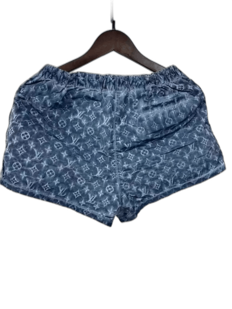 Louis Vuitton Louis Vuitton Printed Shorts Size 40 Available -2505 Size US 40 / EU 56 - 1 Thumbnail