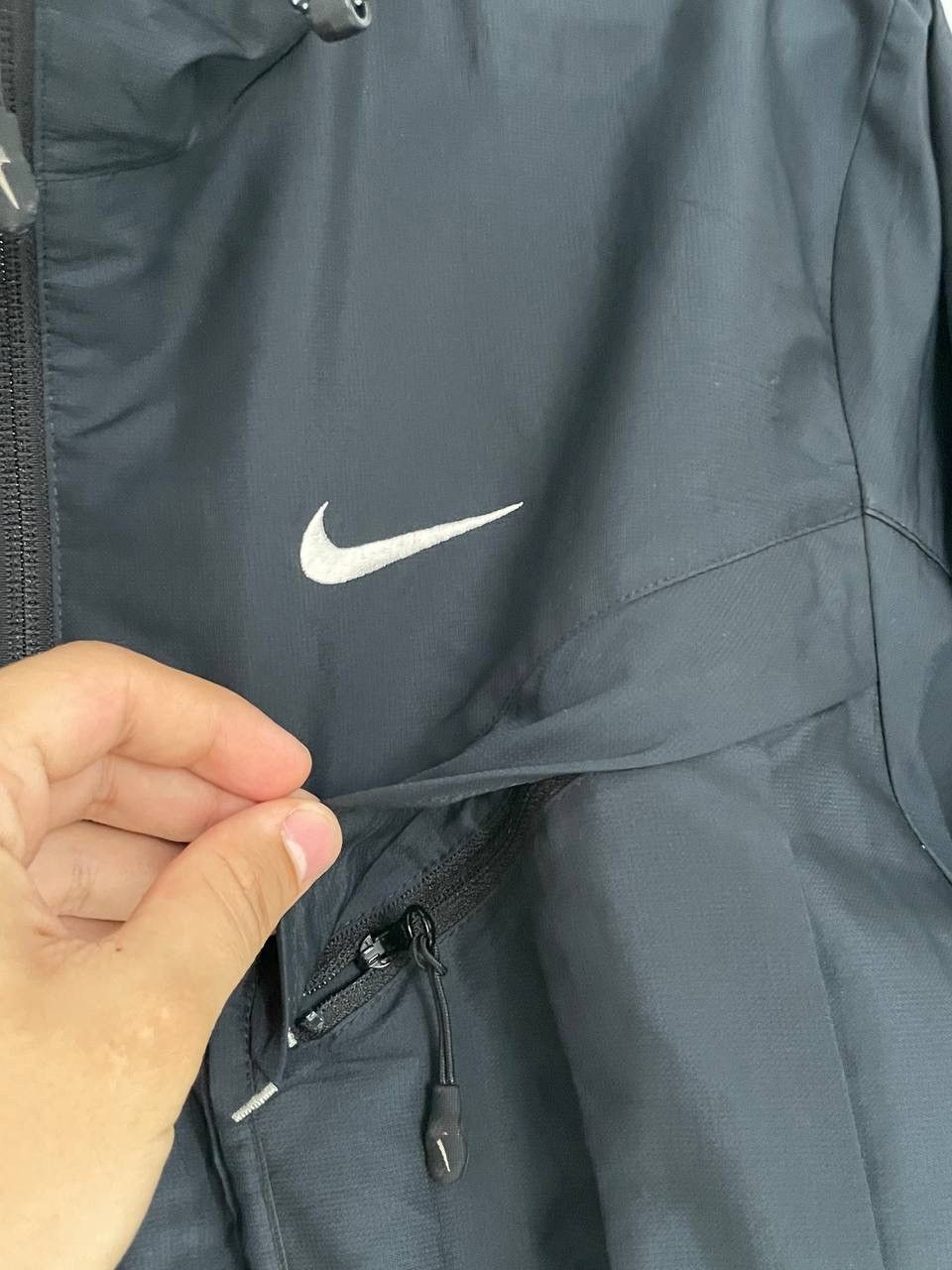 Nike × Vintage Nike Light Jacket Neylon Center Swoosh Oversized Y2K Size US S / EU 44-46 / 1 - 5 Thumbnail
