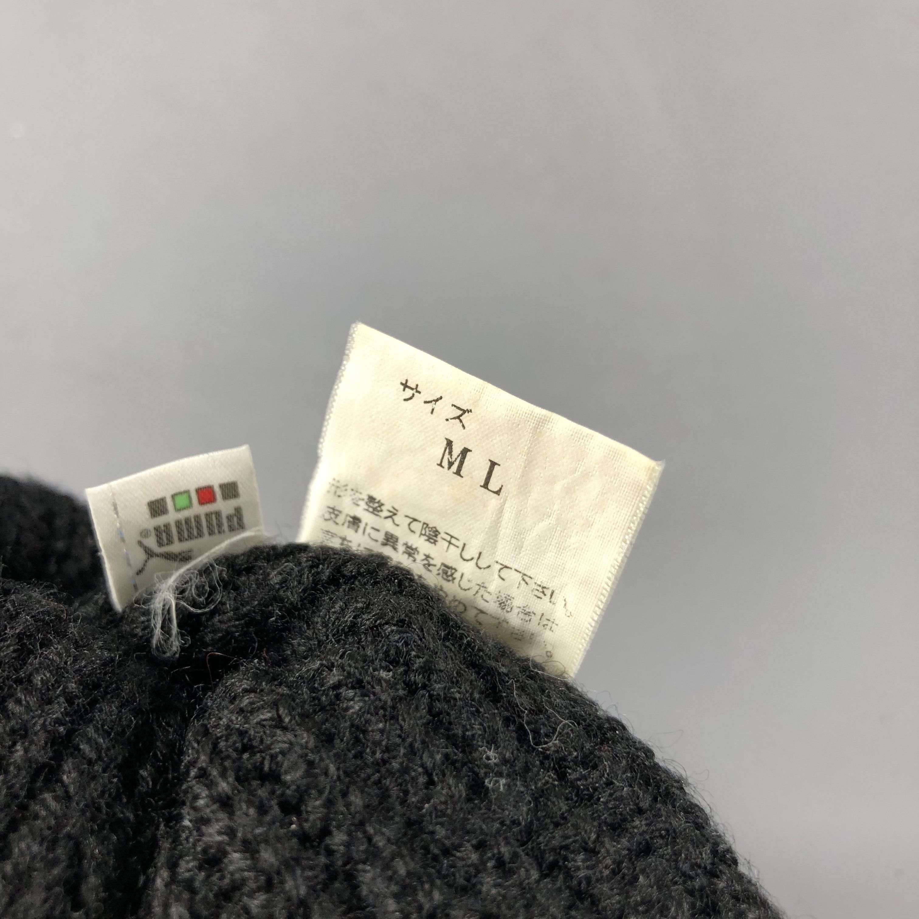 Puma Puma Fisherman Knit Beanie Snowcap Snow Hat B672 Size ONE SIZE - 5 Thumbnail