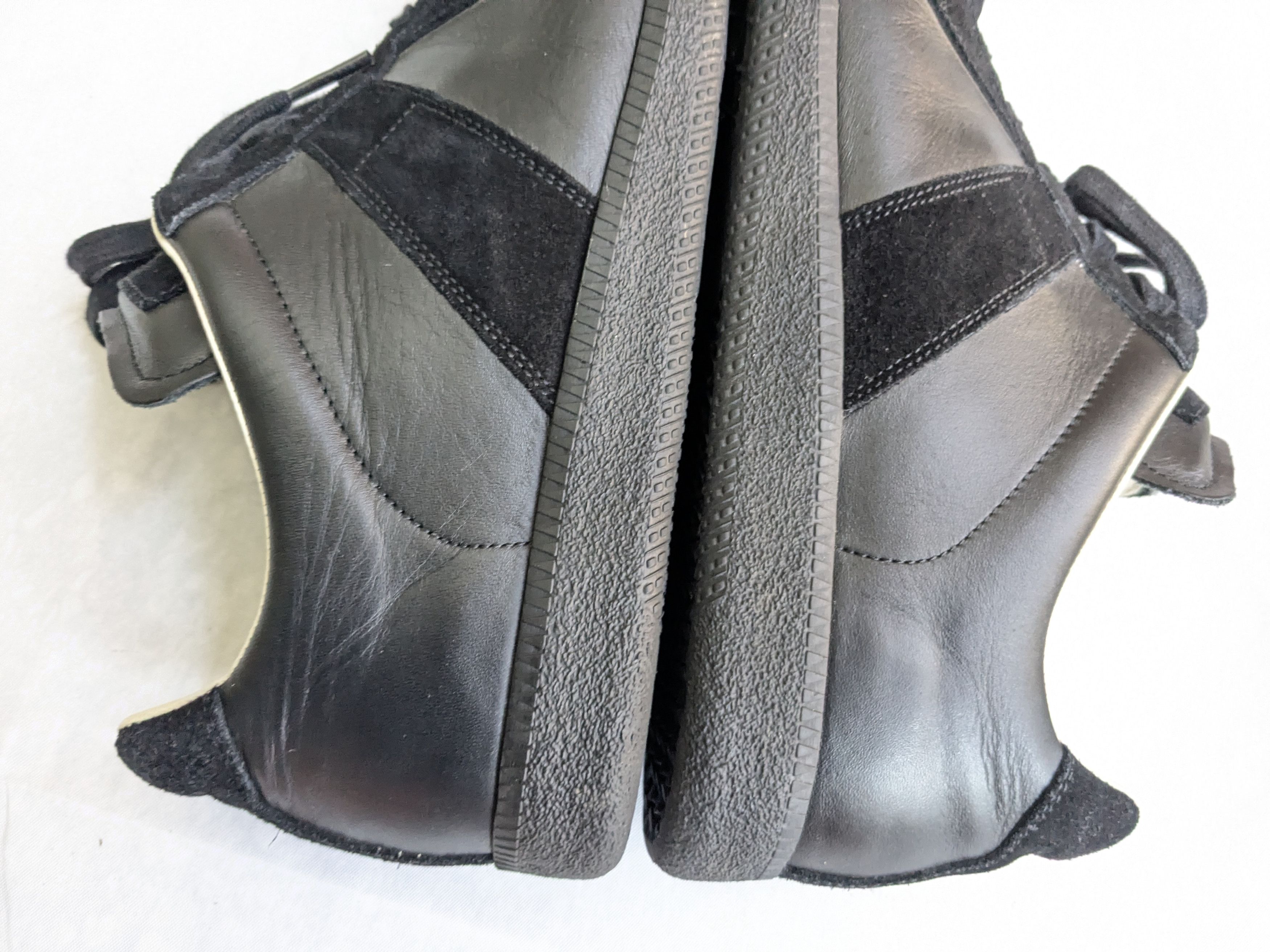 Maison Margiela Maison Margiela Replica GAT Black 11 44 Low Tops Size US 11 / EU 44 - 12 Thumbnail