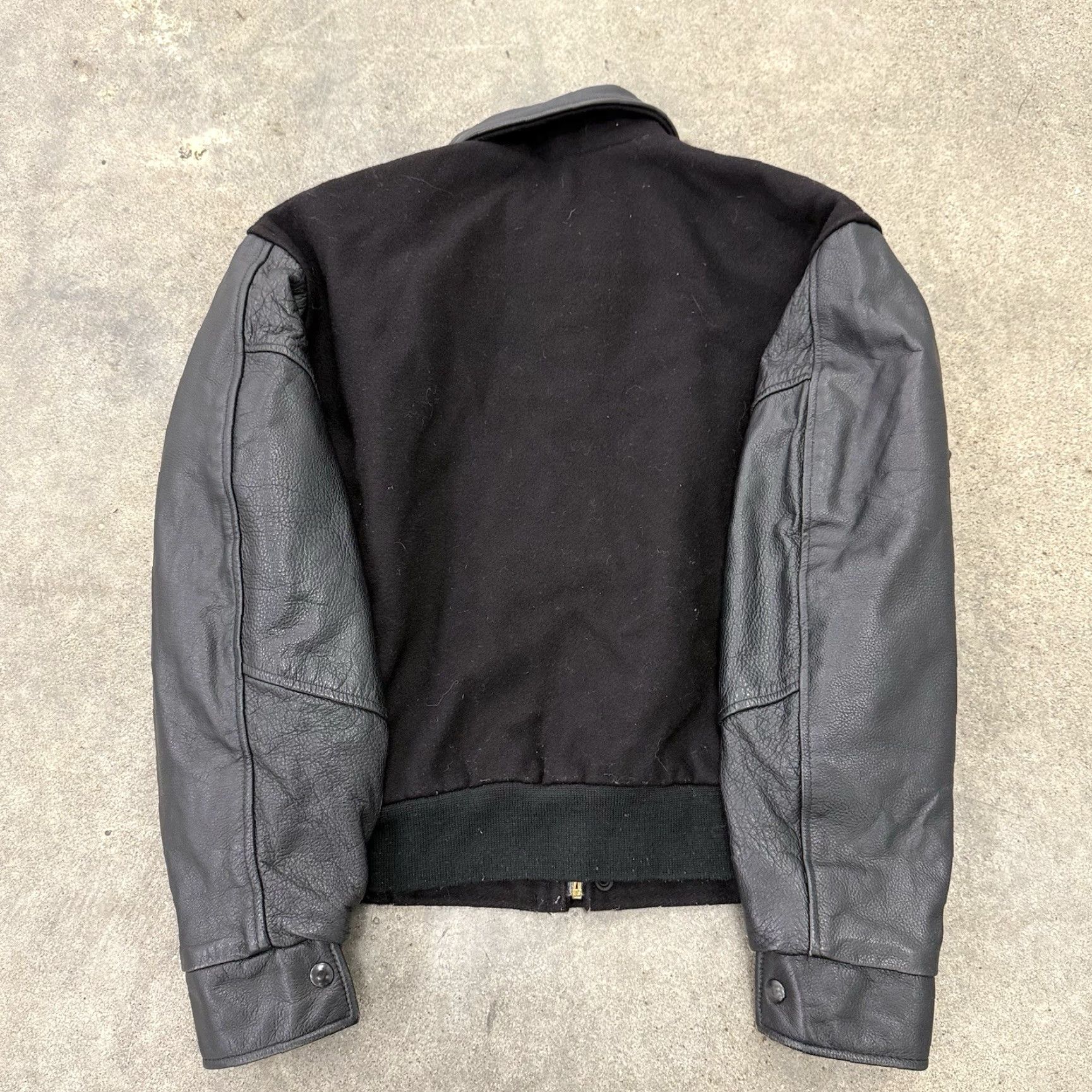 Vintage VINTAGE Cadillac Varsity Jacket Men’s Small S Black Wool & Leather sleeves 2006 DTS & Lucerne Launch Size US S / EU 44-46 / 1 - 2 Thumbnail