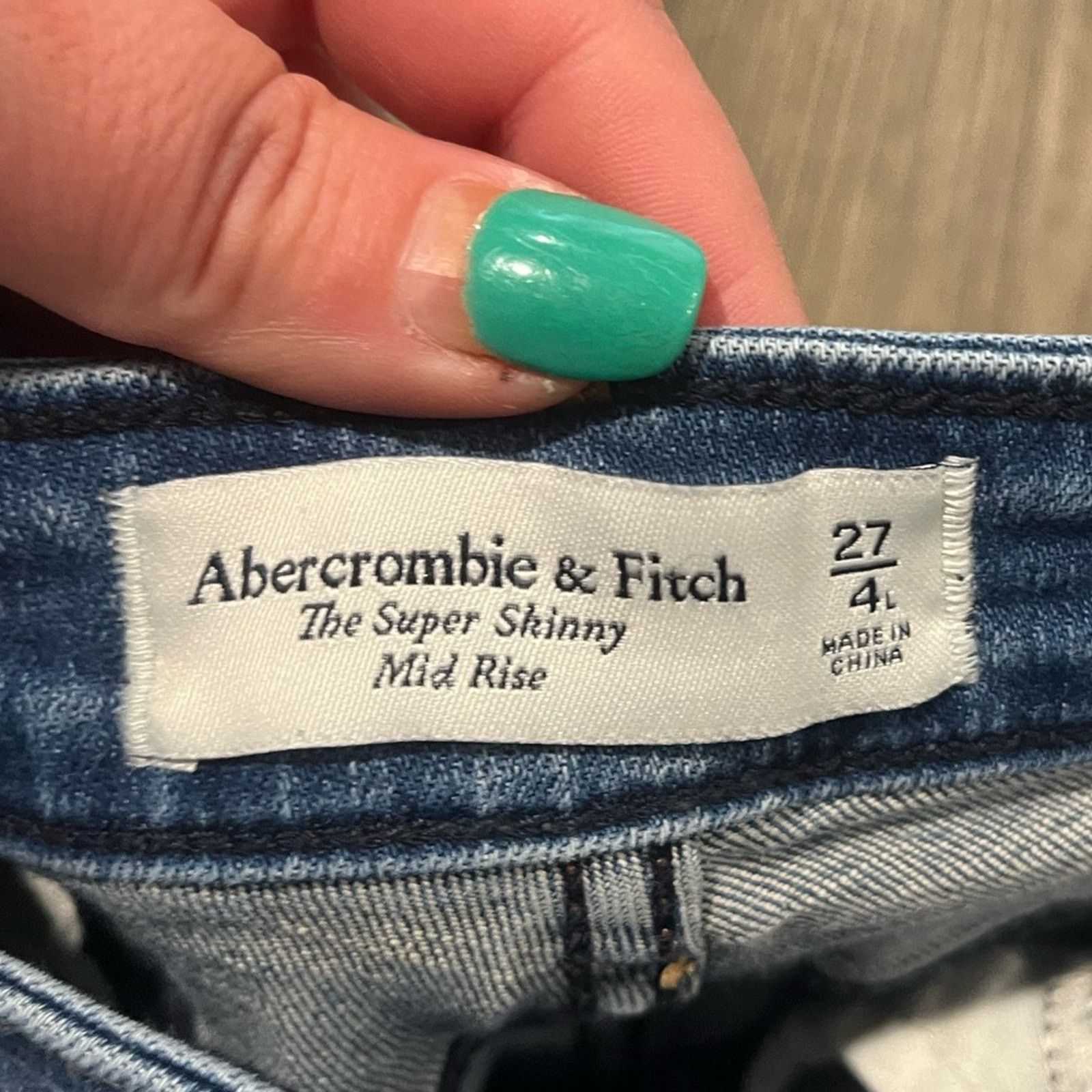 Abercrombie & Fitch Abercrombie & Fitch The Super Skinny Jeans Mid Rise Siz 27/4 Size 27" / US 4 / IT 40 - 6 Thumbnail