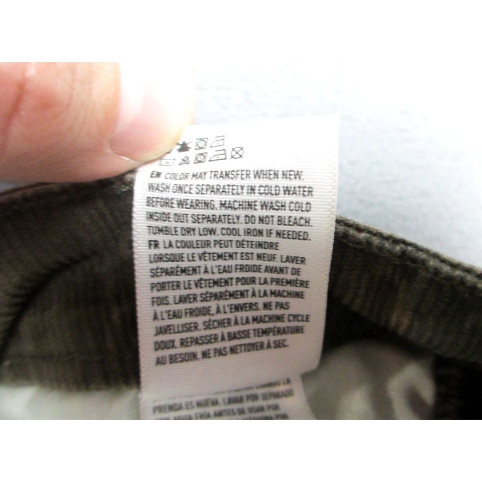 American Eagle Outfitters American Eagle Outfitters Pants Womens 20 Green Camo Corduroy Super Stretch Size 42" / US 20 - 6 Thumbnail