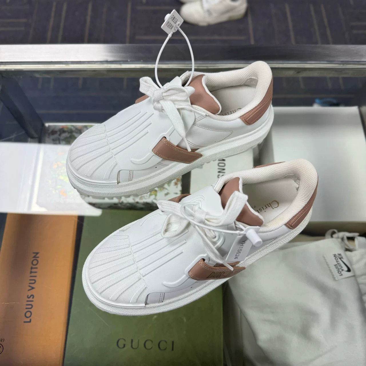 Dior Dior Beige Shell Toe Sneakers Size US 5.5 / IT 35.5 - 1 Thumbnail