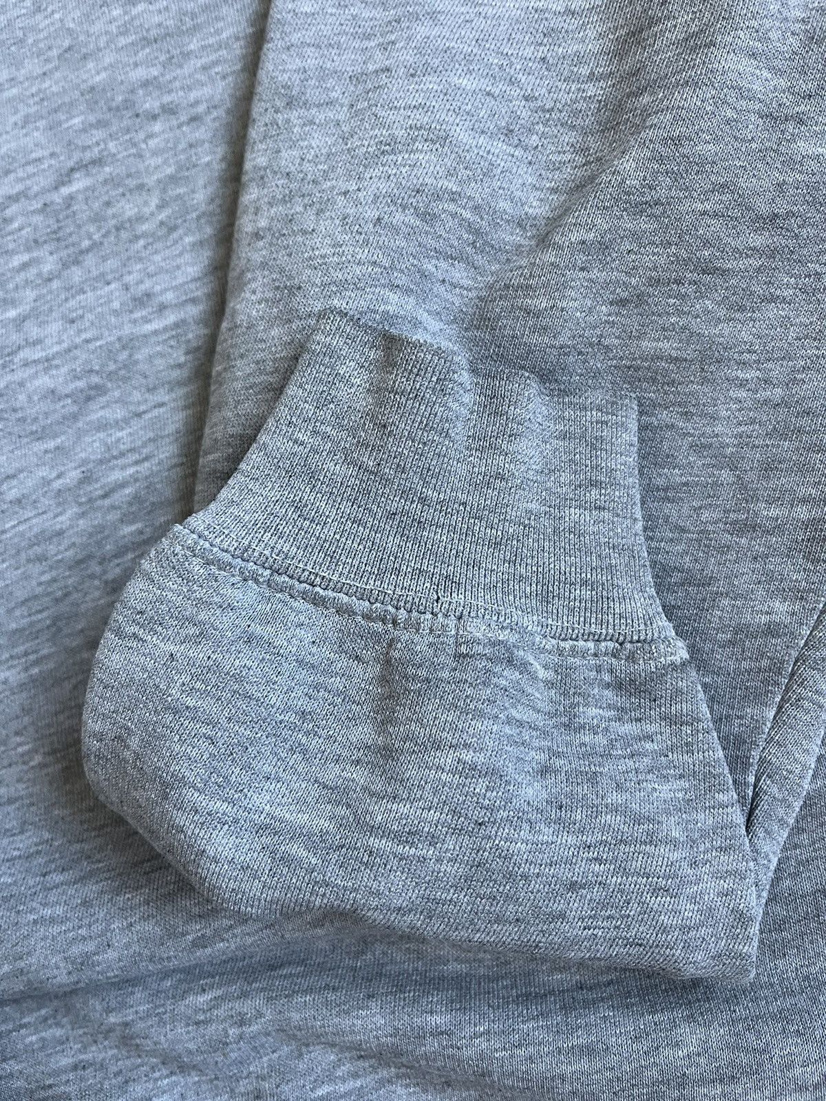 Chocolate Vintage Y2K Chocolate Skateboards Grey Men Sweatshirt Size US L / EU 52-54 / 3 - 9 Thumbnail