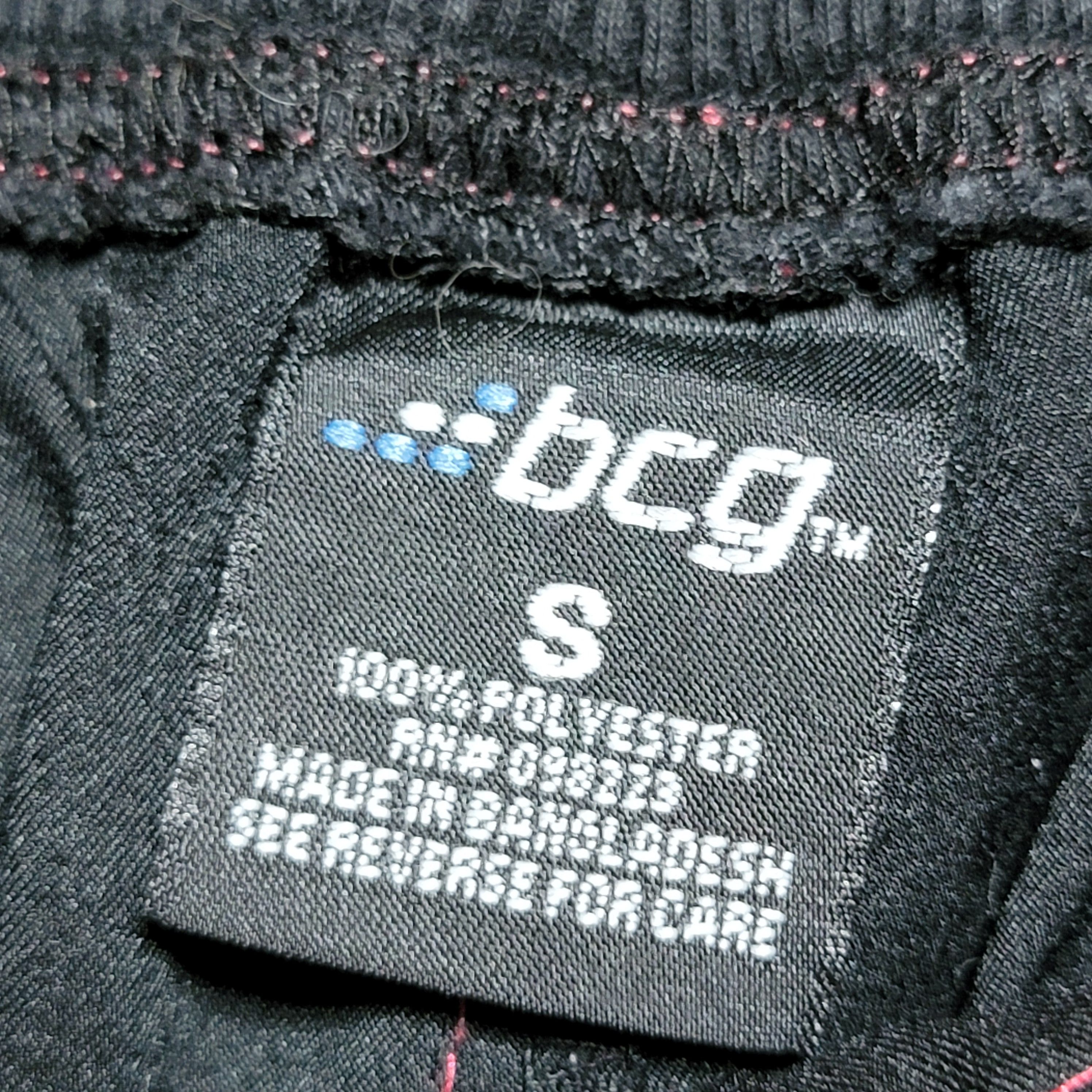 Other BCG Black w/ Pink Trim Capri Pants - Size Small Size 28" / US 6 / IT 42 - 5 Thumbnail