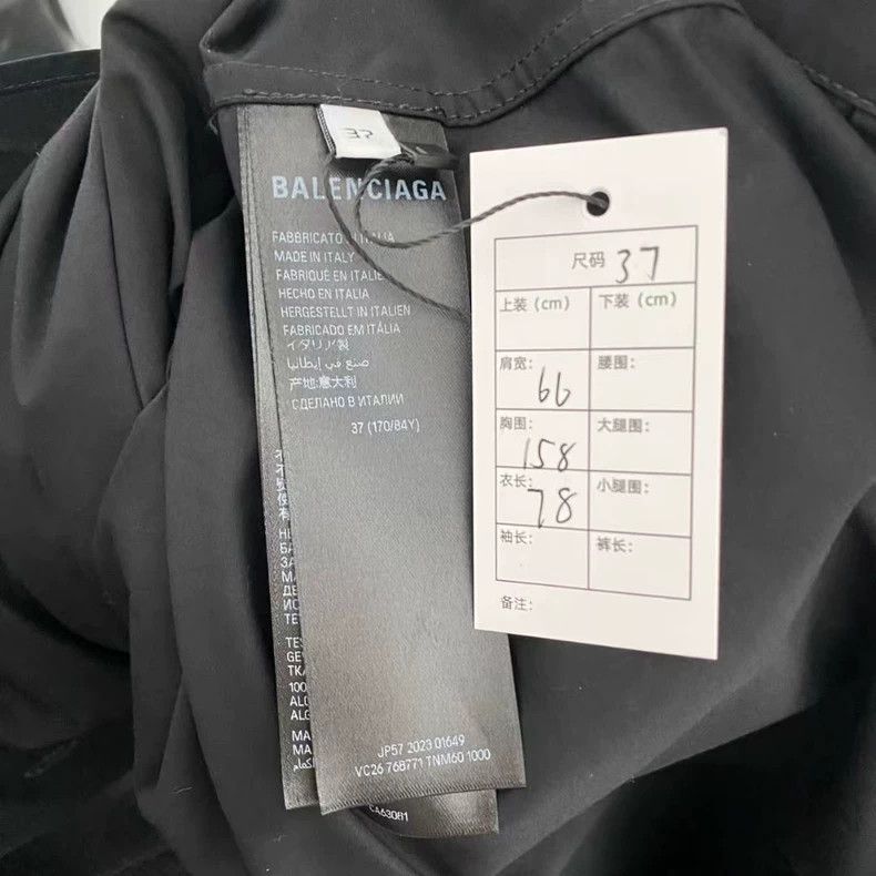 Balenciaga Balenciaga size 37 Double Ring Letter Hooded Fake Two Shir Size US XS / EU 42 / 0 - 4 Thumbnail