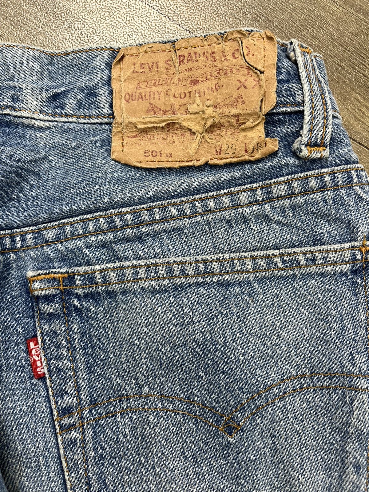 Levi's Vintage Clothing 🇺🇸1990s Vintage Levis 501XX 29x36 Light Blue Straight Jeans Size US 29 - 16 Thumbnail
