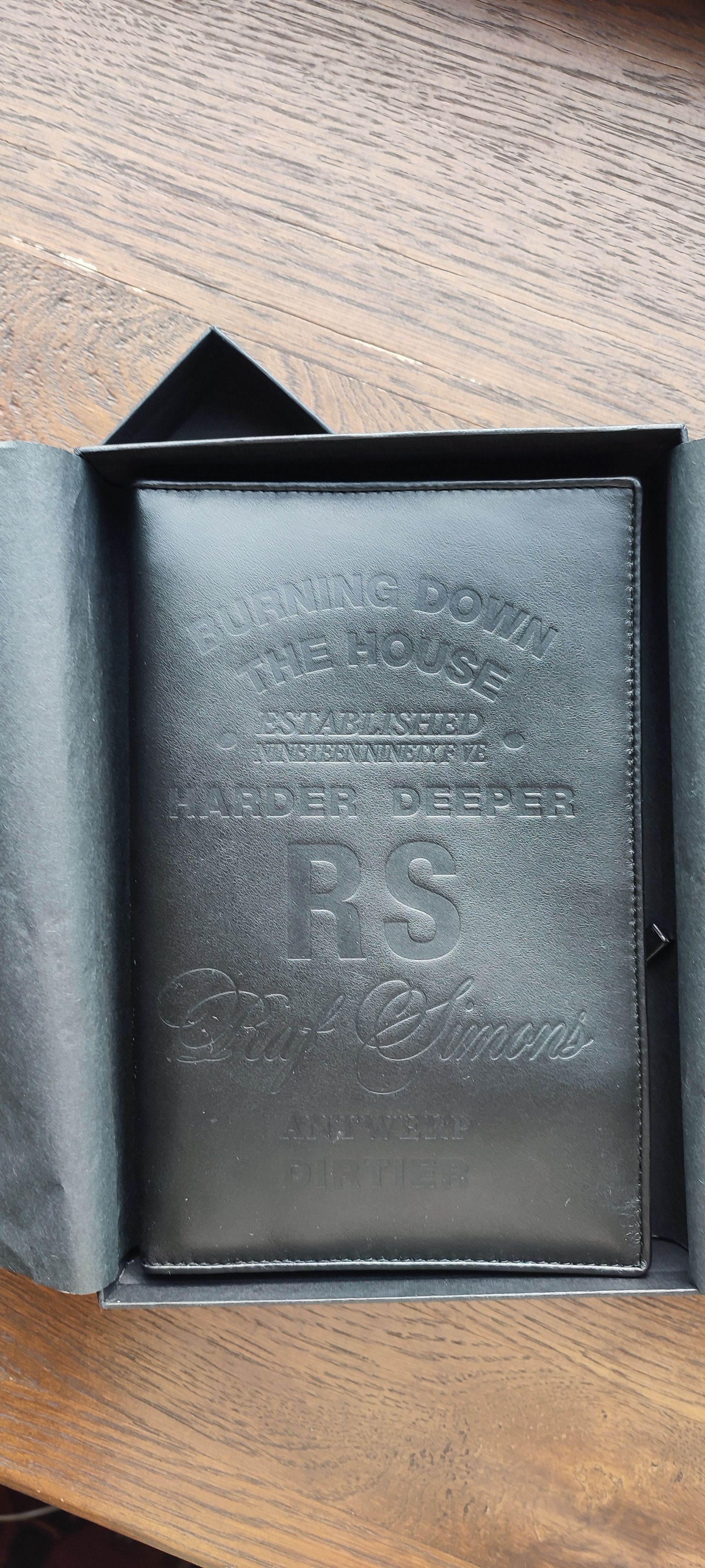 Raf Simons Raf Simons "Burning Down The House" Wallet Size ONE SIZE - 1 Thumbnail