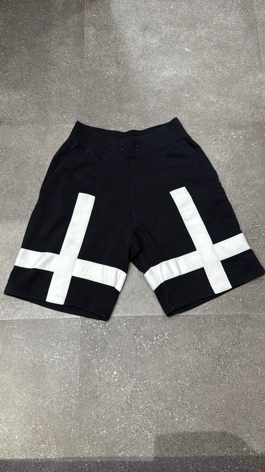 Givenchy Givenchy SS 2016 Riccardo Tisci Double Cross Shorts Size US 32 / EU 48 - 1 Thumbnail