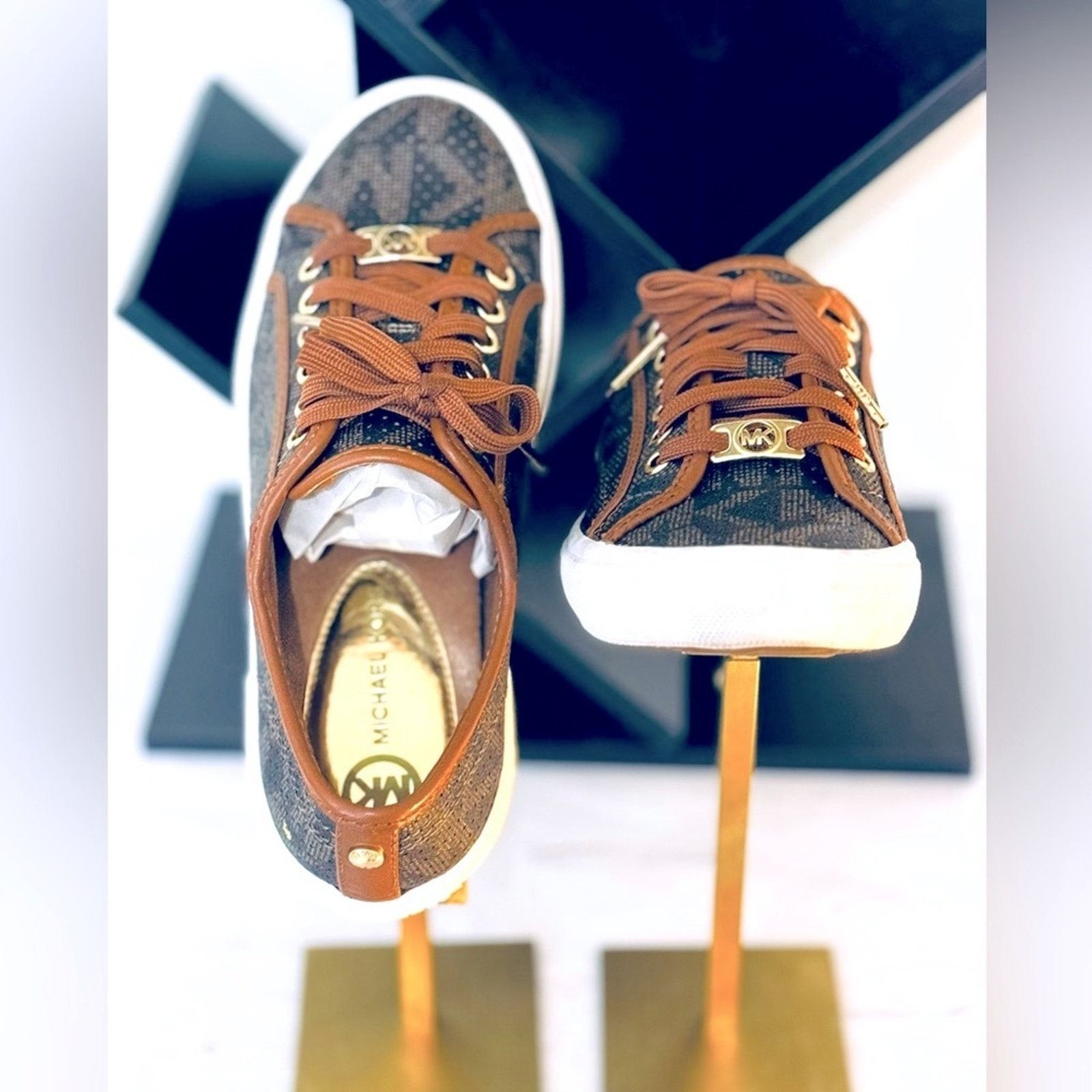 Michael Kors Gently used Michael Kors Sneakers Size US 6 / IT 36 - 3 Thumbnail