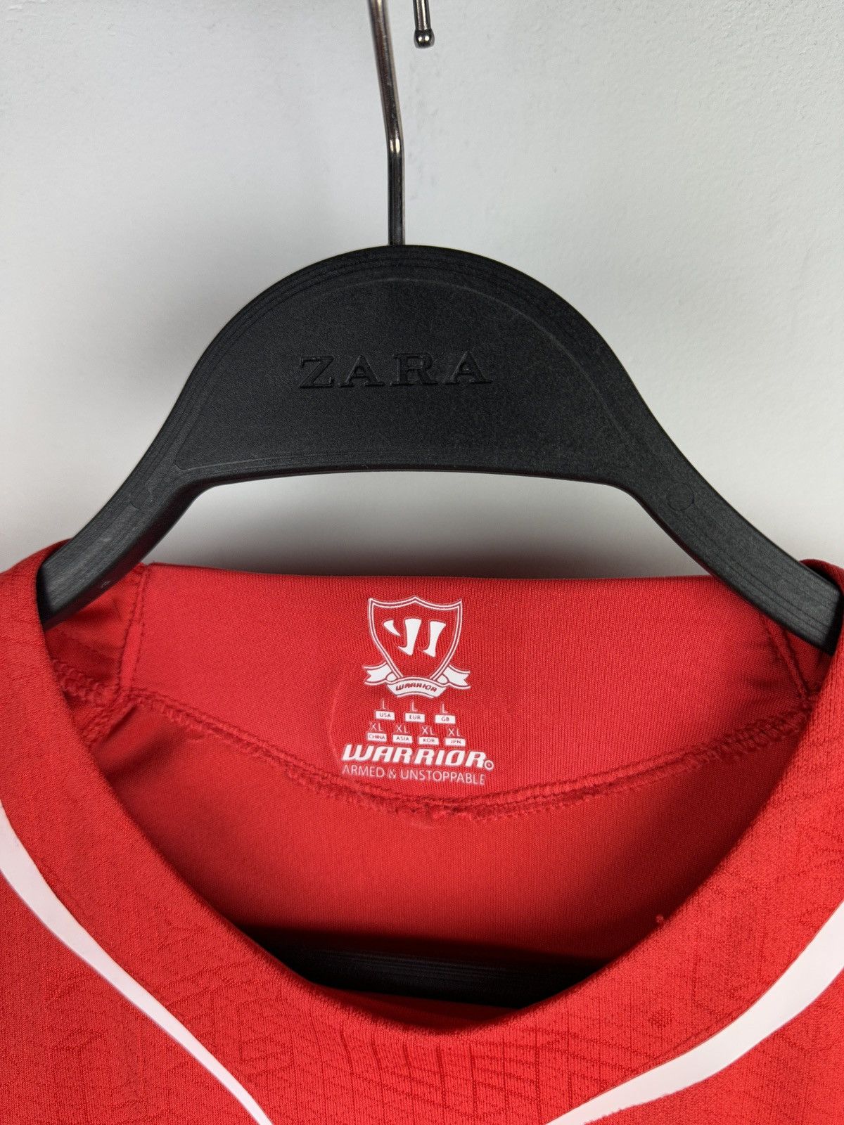 Warrior Warrior Liverpool Home Soccer Jersey Size US L / EU 52-54 / 3 - 4 Thumbnail