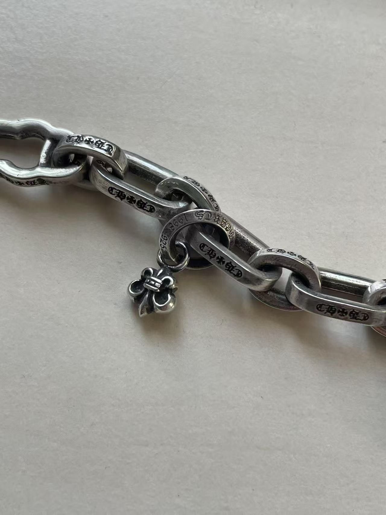 Chrome Hearts Chrome Hearts Multi Element Drop Paperchain Bracelet Size ONE SIZE - 11 Thumbnail