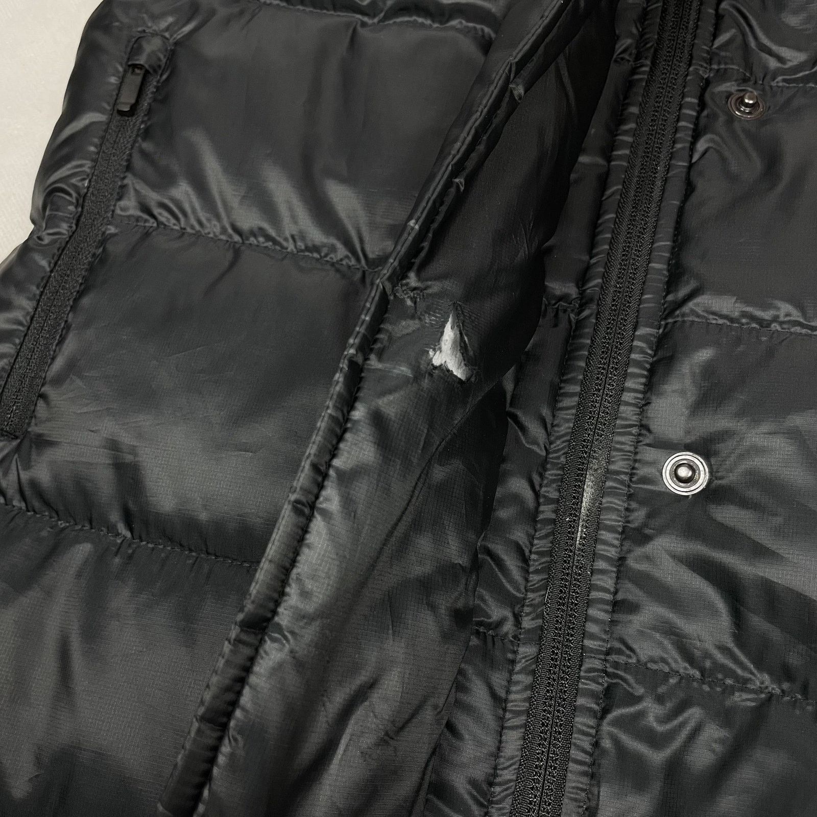 Nike Nike Women's Black Full Zip Hooded Down Puffer Vest Small Size S / US 4 / IT 40 - 6 Thumbnail
